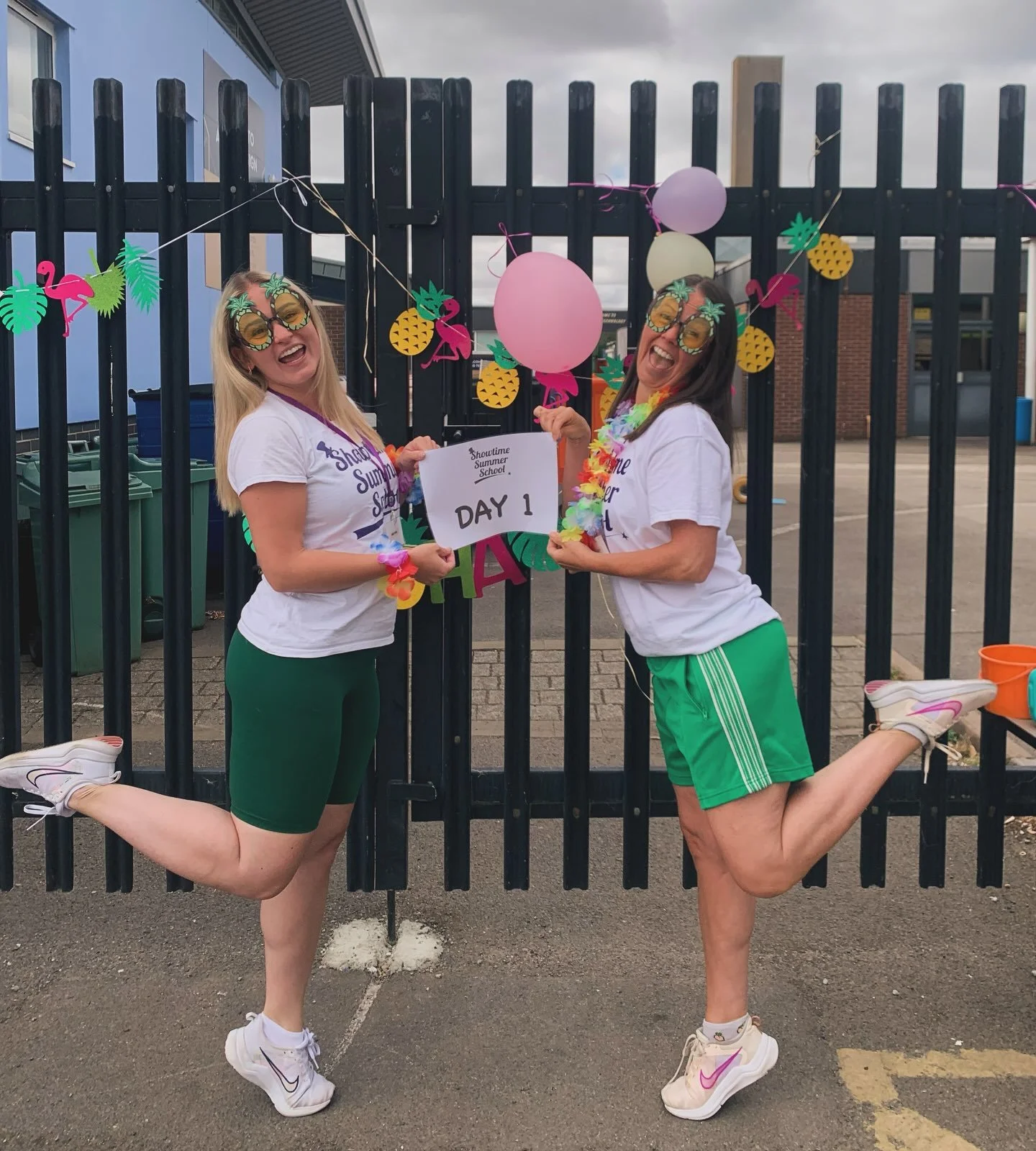 Day 1 💜 Having way too much fun so forgot to take many pictures! Will make up for it tomorrow! Lots of smiles &amp; laughter all round 😊