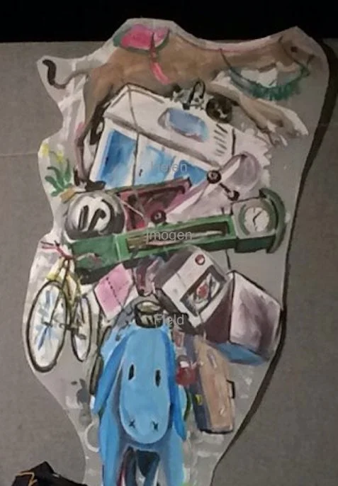 Luggage on Eeyore wm 82kb.jpg