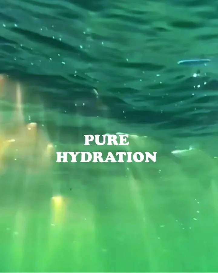 PURE HYDRATION.

Hydration is not just about moisture. It&rsquo;s about balance, softness and protection.

The Davines MOMO routine combines gentle cleansing with lightweight conditioning to help restore the hair&rsquo;s natural moisture levels, leav