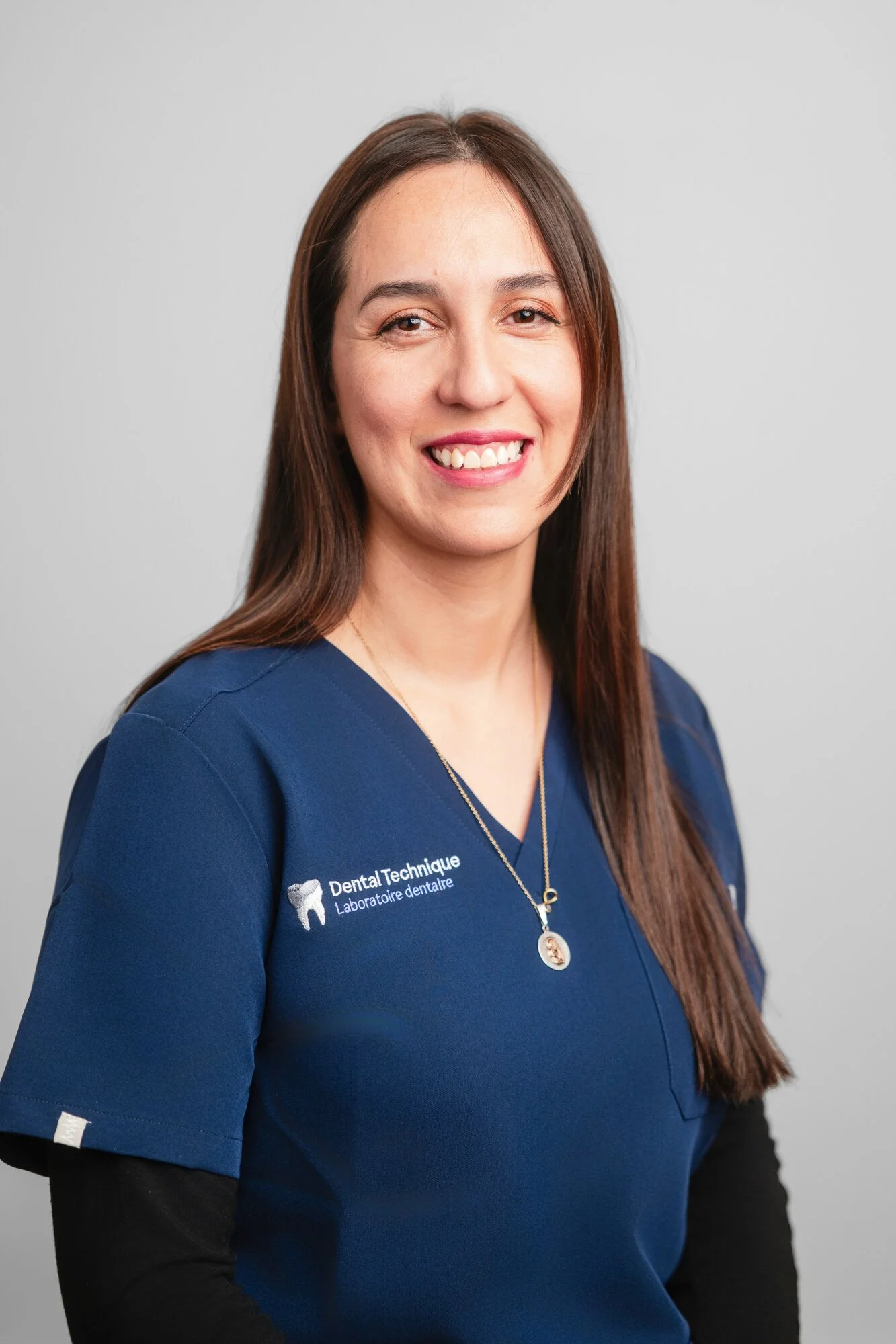 Marcela, technicienne, laboratoire dentaire à Laval, Dental Technique