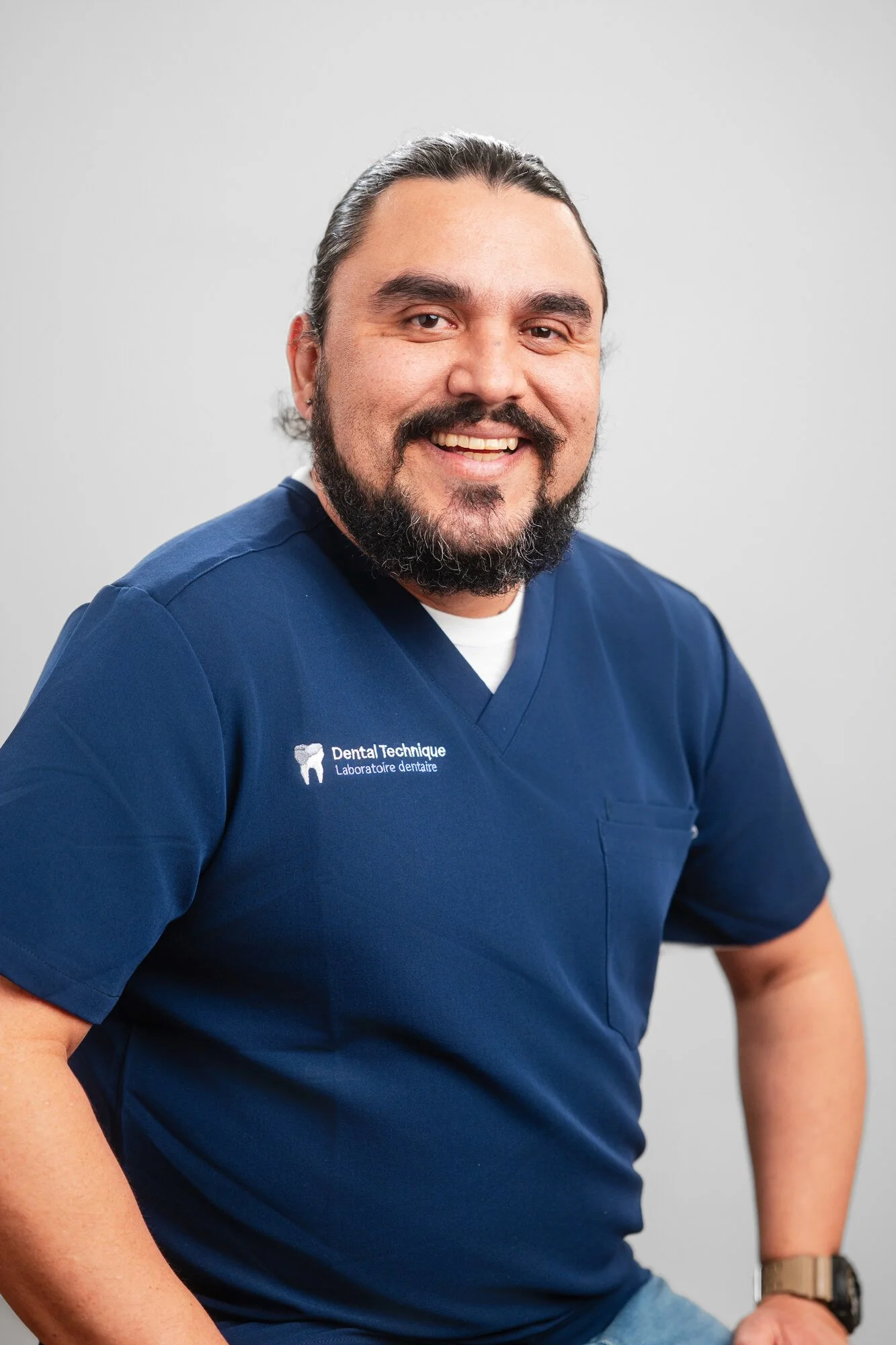 Angelo, technicien, laboratoire dentaire à Laval, Dental Technique