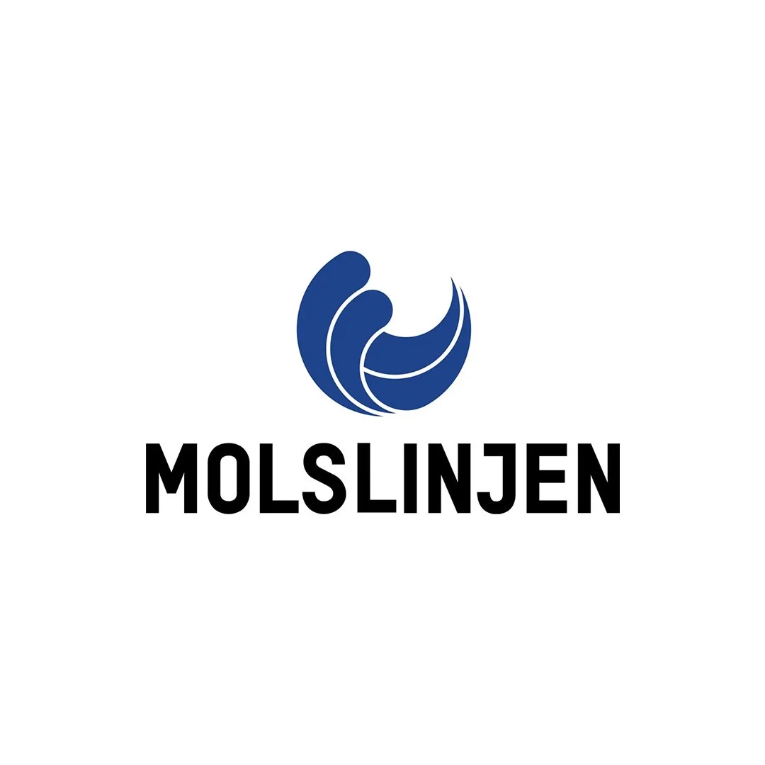 Logo med en blå bølgeform og teksten 'MOLSLINJEN' under.