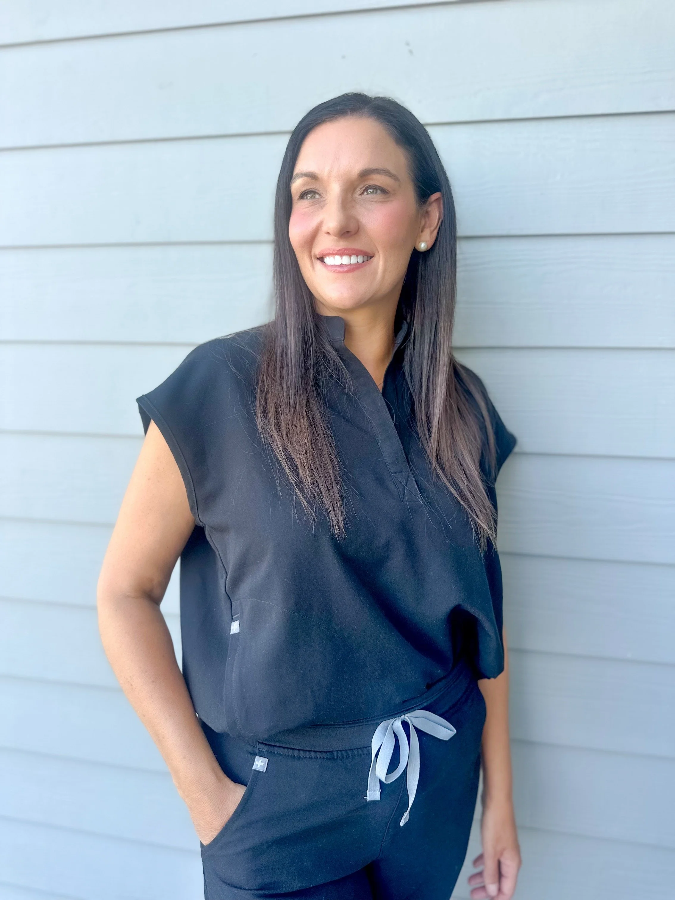 Jessica Tedder, APRN-FNP-C, providing aesthetics treatments and mobile pediatric sick visits in Florida