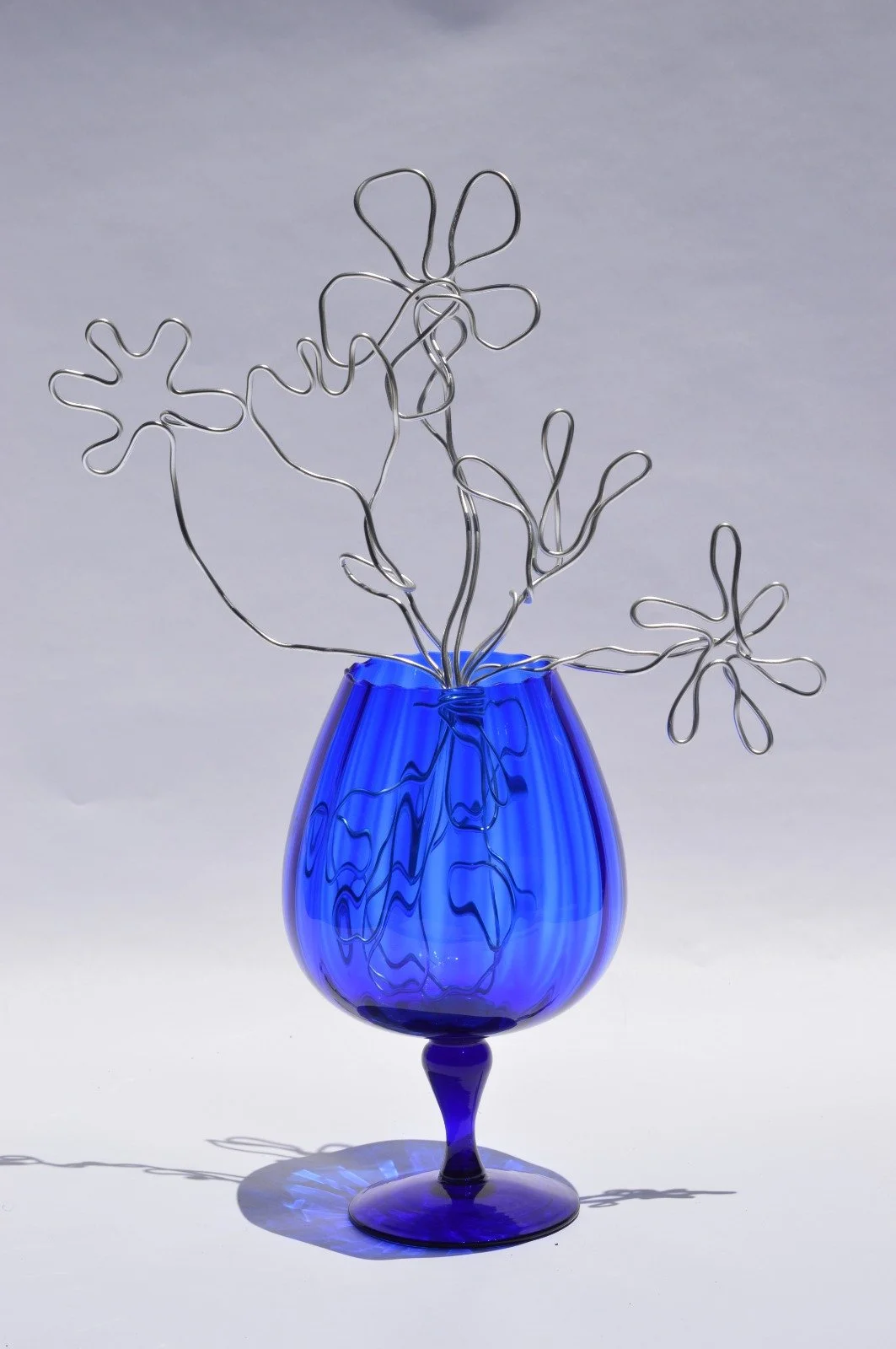 M0100_Blue italian glass blown vase.jpeg