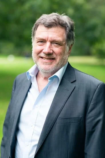 Professor Mike Barnes.jpg
