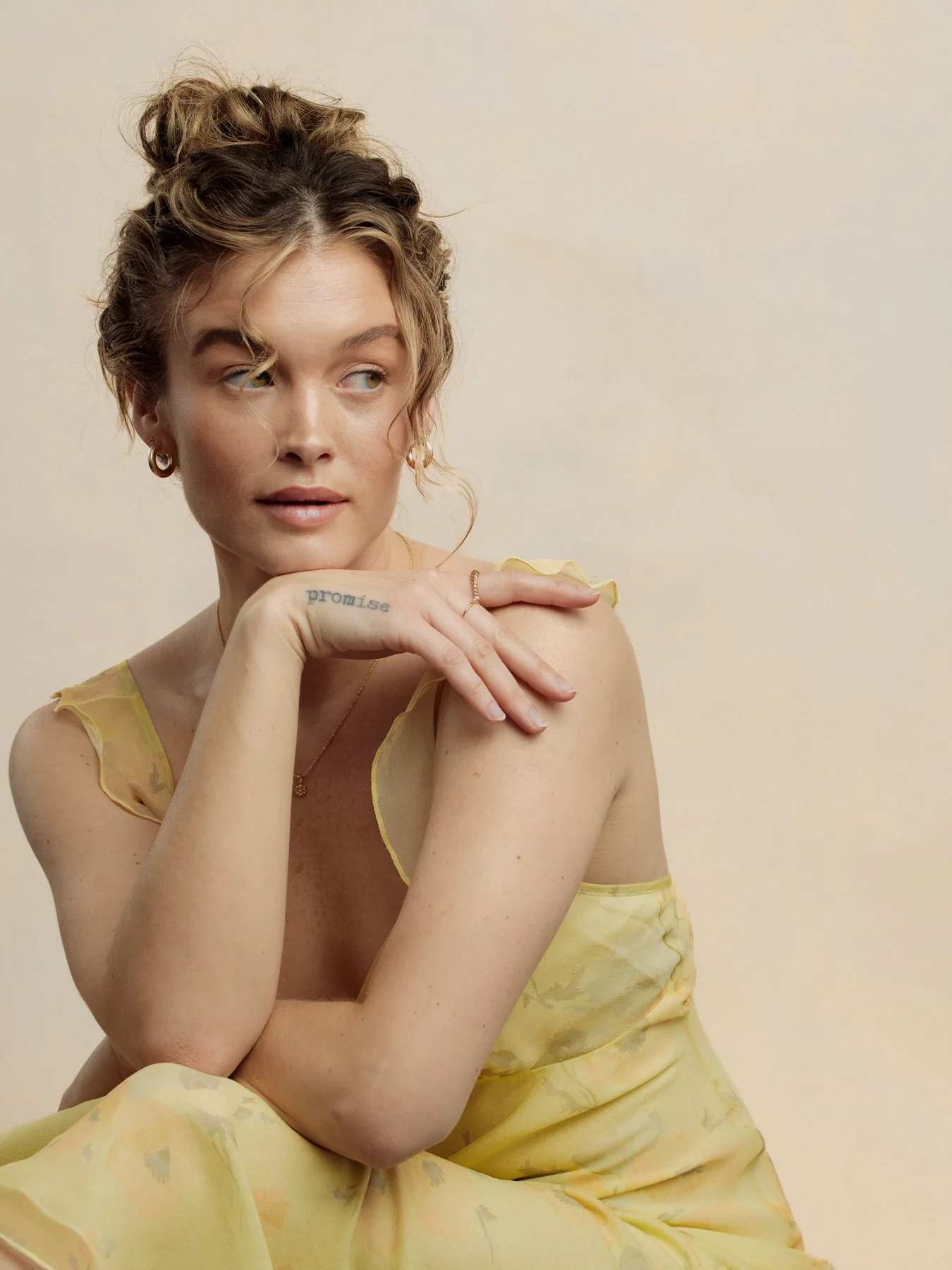 Gloss Essentials_Lifestyle2-34.jpg