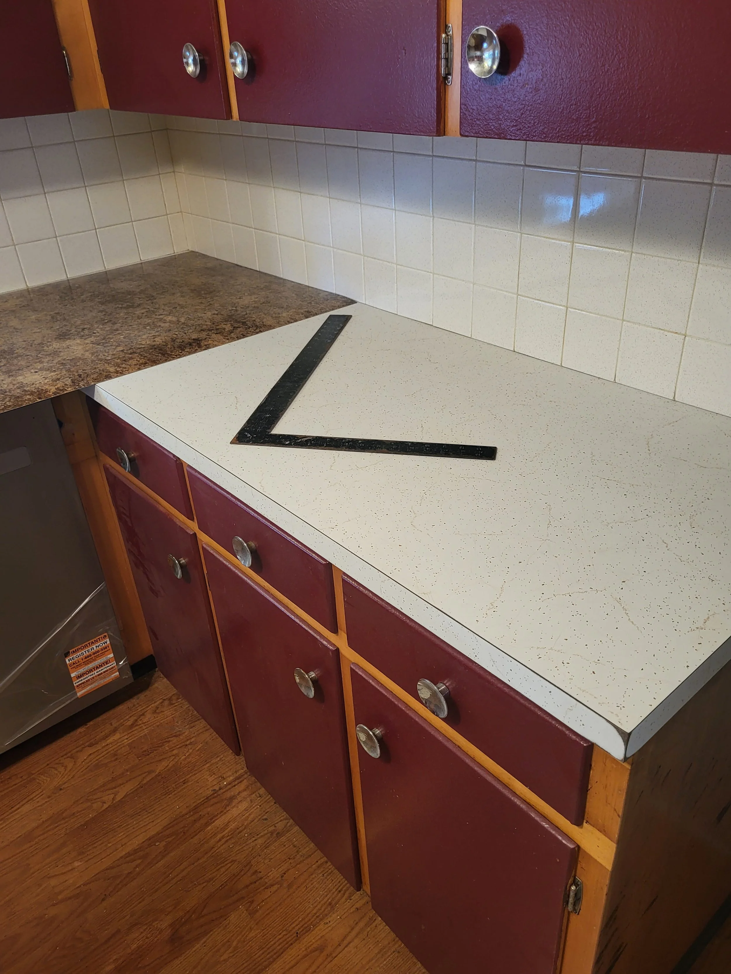 Countertop Replacement – Before and After Comparison