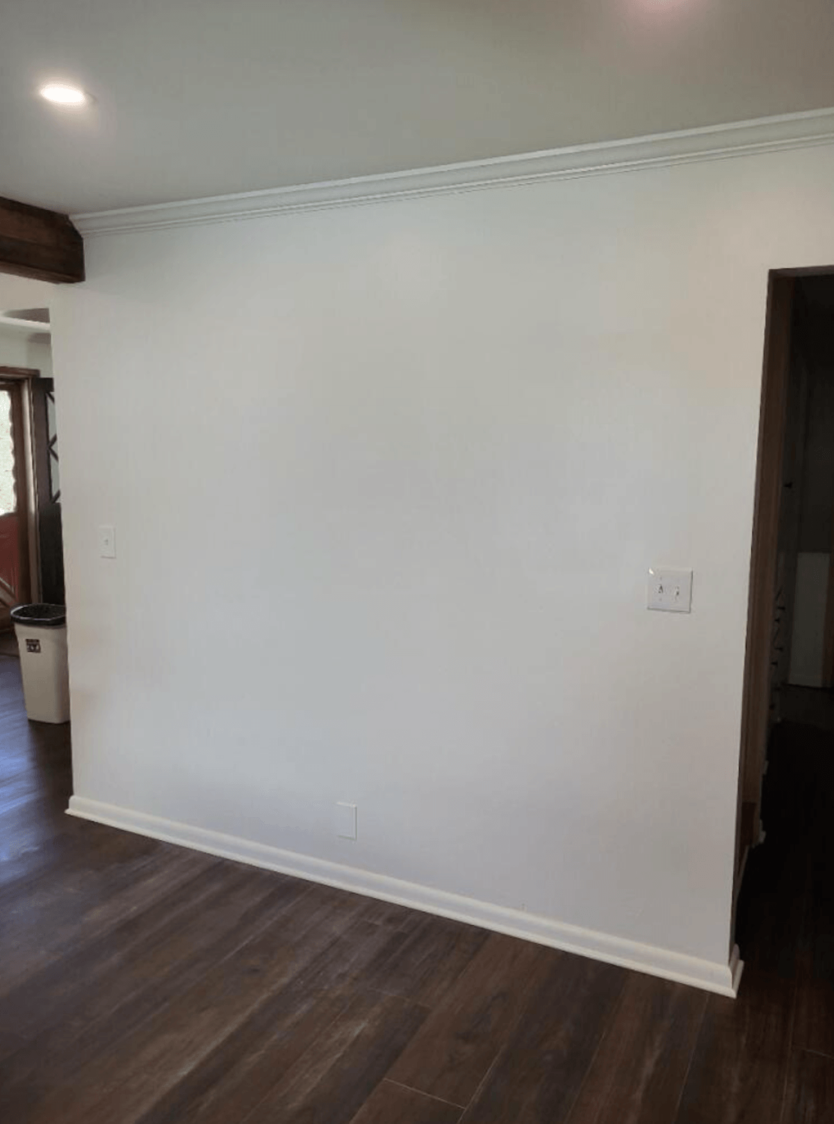  Pristine finished drywall and ceiling transition between kitchen and dining room