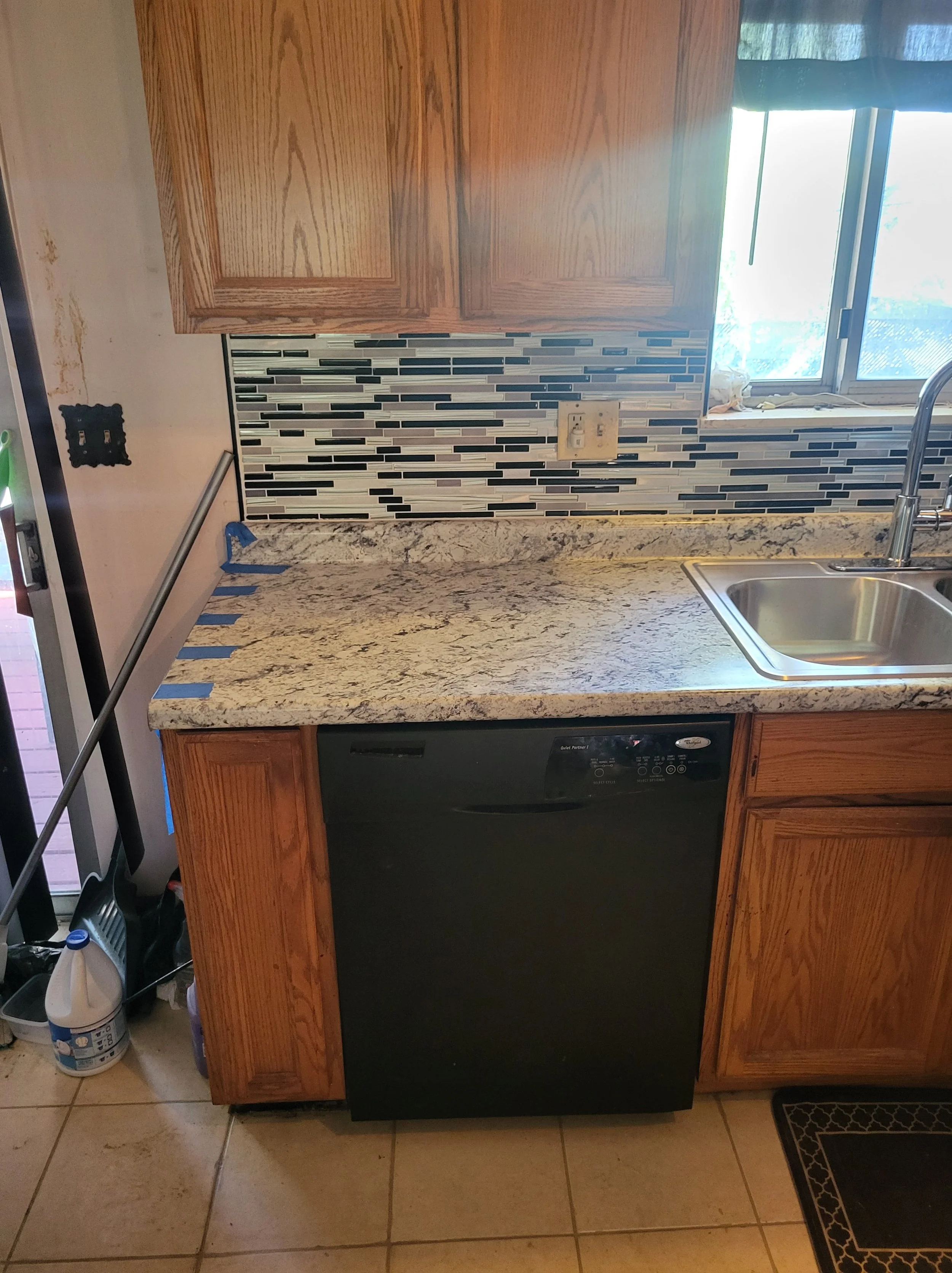 New Countertop Installed by DLR