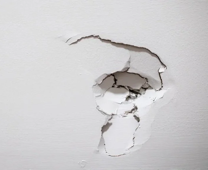 Drywall Repair: What You Need to Know Before Fixing Your Walls