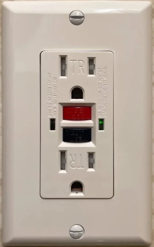 GFCI replacement by handyman in Cochrane
