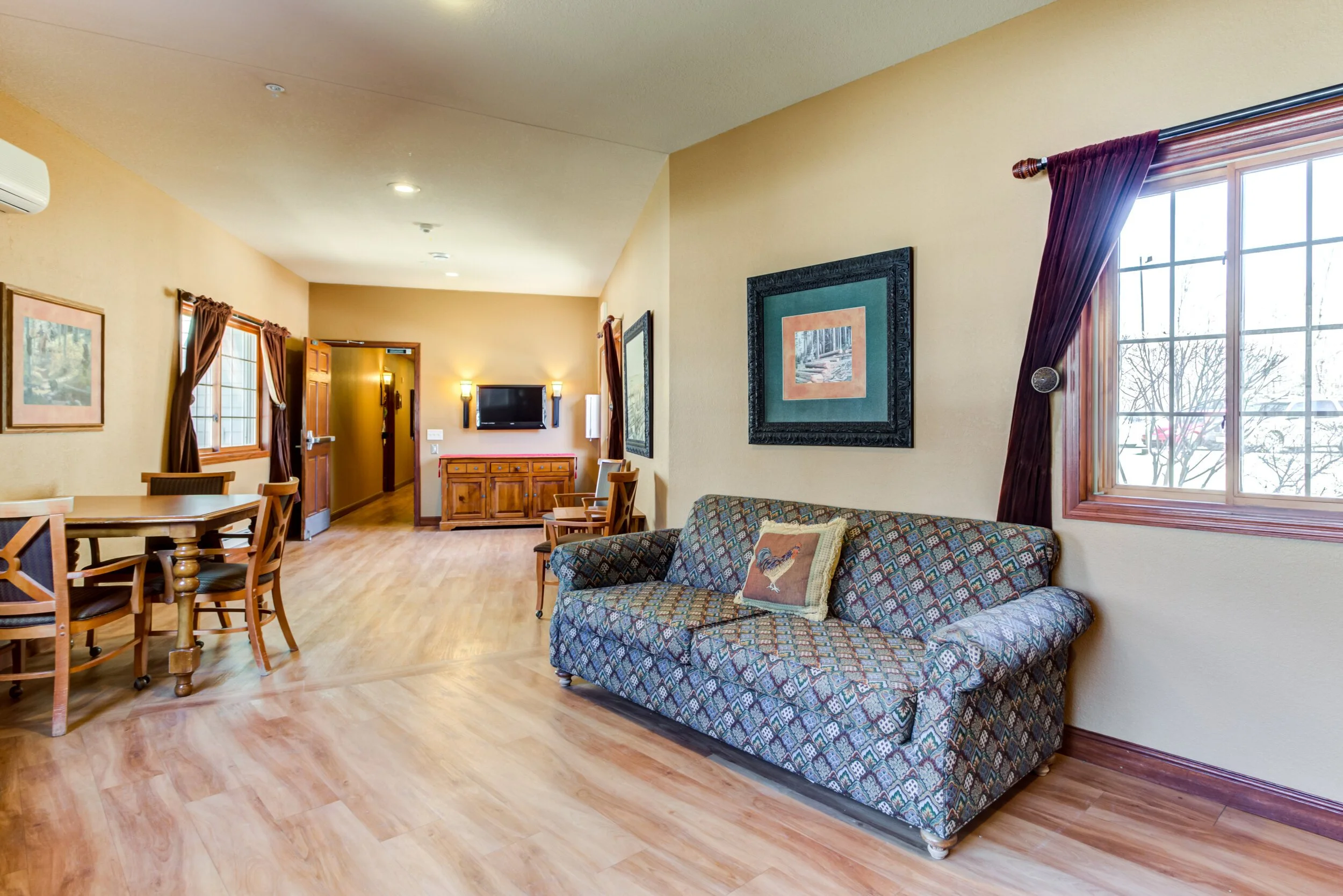 Diamond+Willow+Assisted+Living+-+Cloquet-POI-005.jpg