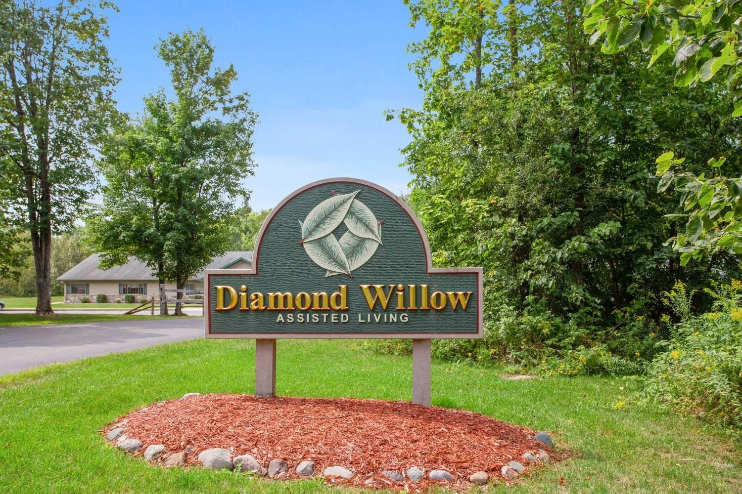 Diamond-Willow-AL-Cloquet.jpg