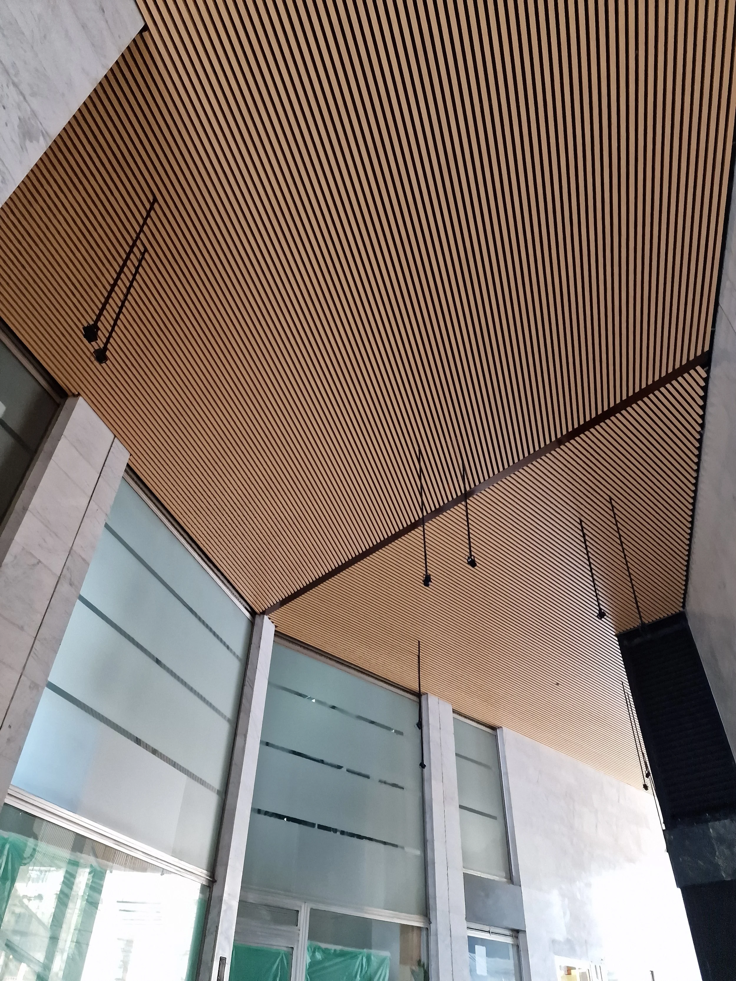 Hunter Douglas HD 30BD woodtone