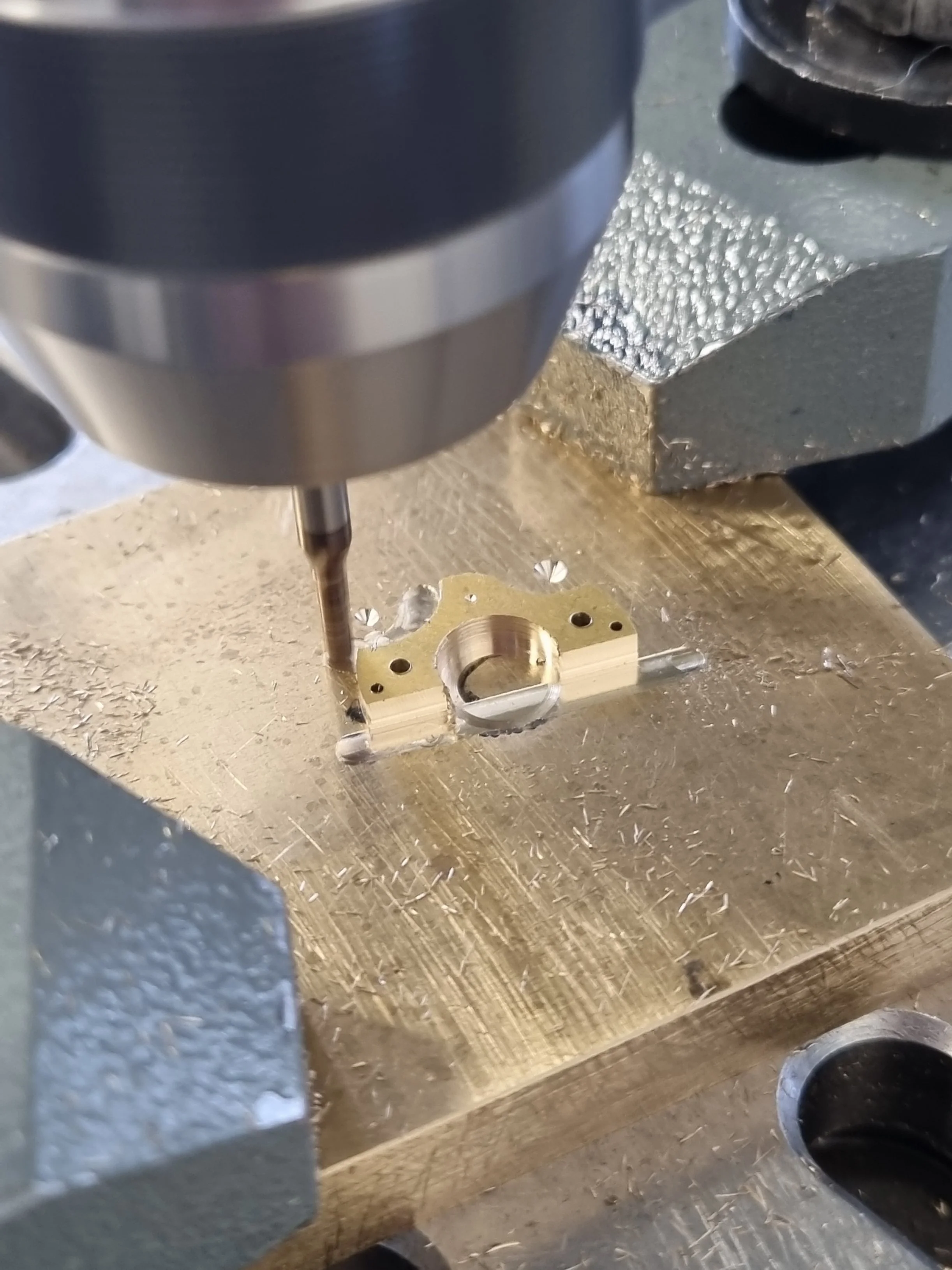 Milling of balance bridge