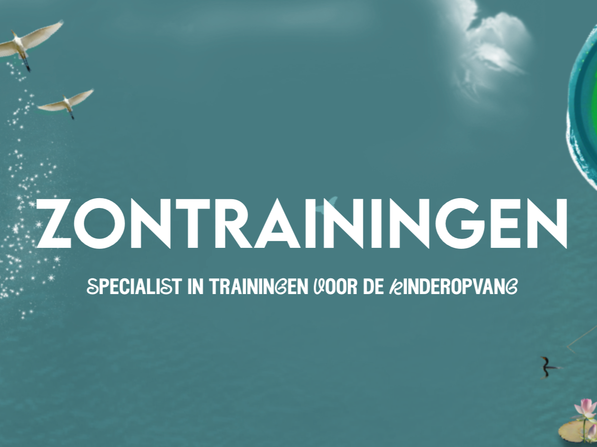 Waterland met vogels, een lotus en een zwemmer, tekst over training voor kinderopvang.