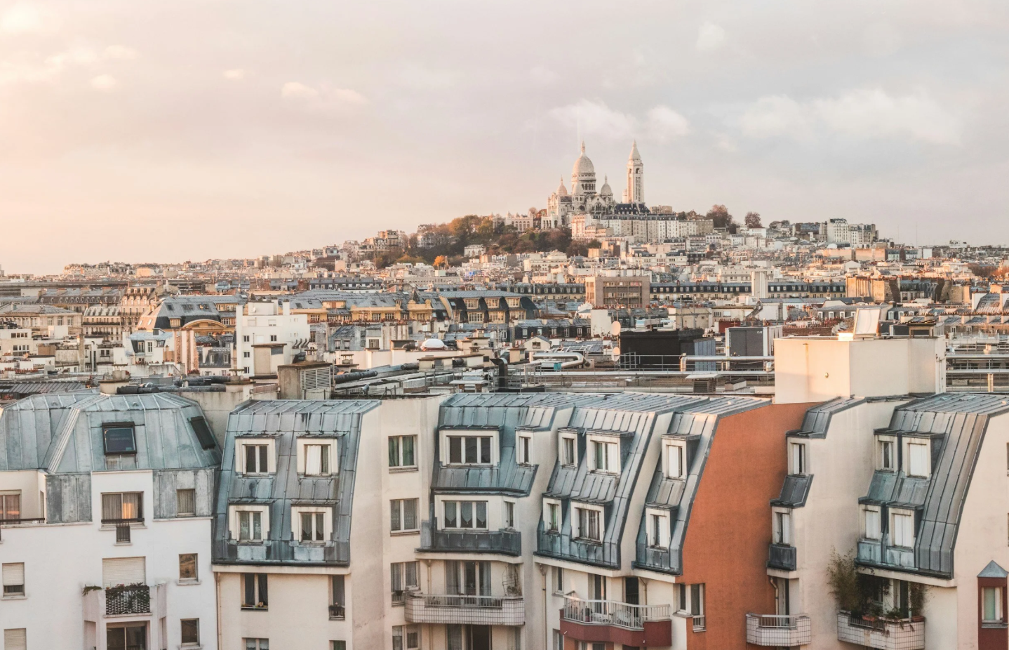 A Tale of Two Cities: Paris and London, 21-28+ days