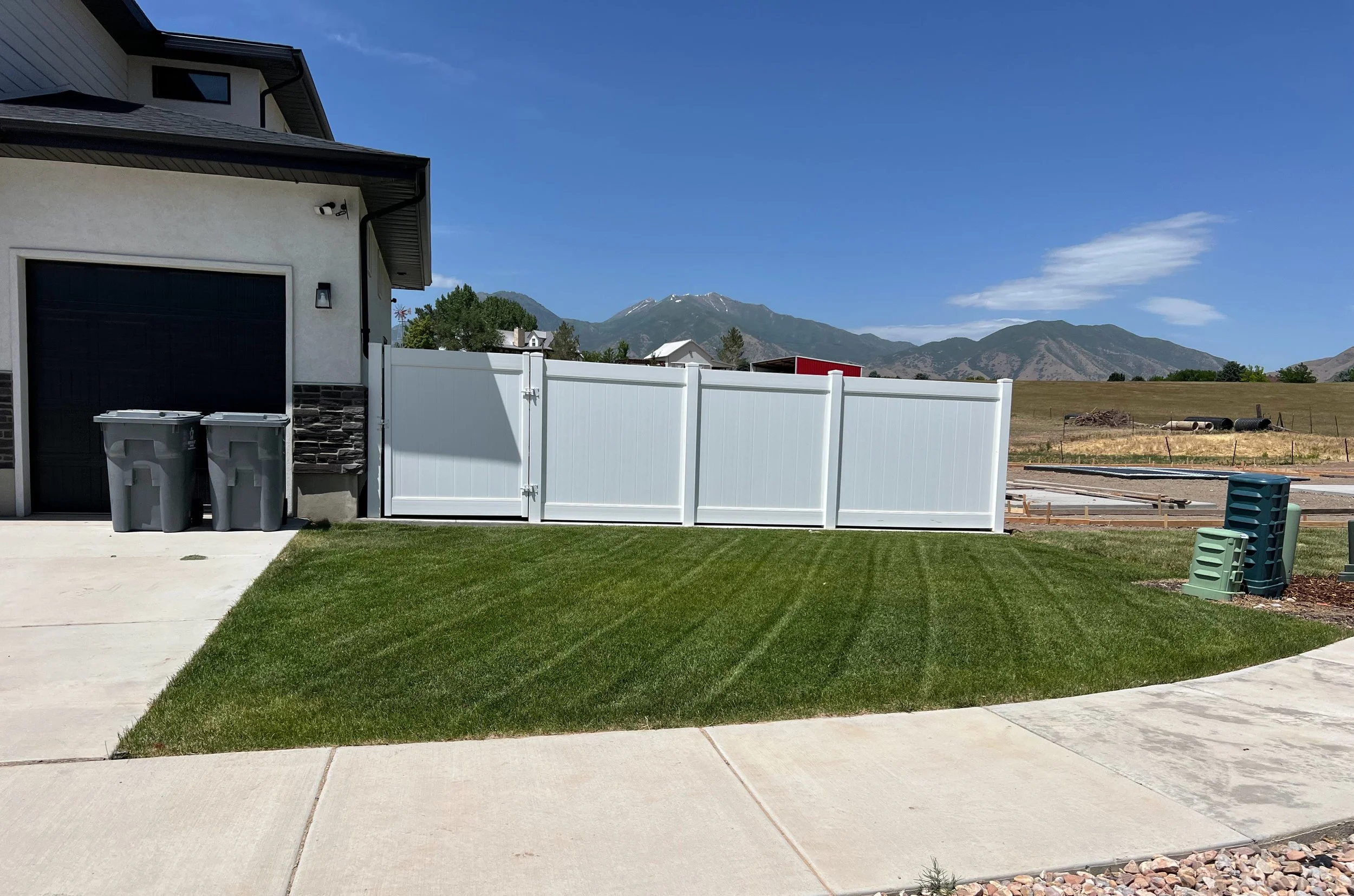 How to Water Your Utah Lawn Without Wasting It (Or Killing It)