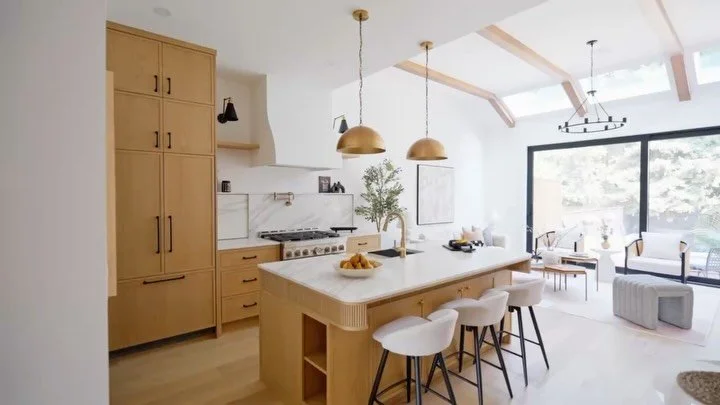 I wanted this space to feel like you&rsquo;re not in Toronto for a second&hellip; I wanted anyone who stepped in it to feel like they&rsquo;re somewhere on the Mediterranean coast.

I wanted them to feel the breeze and warmth. I wanted their kids to 