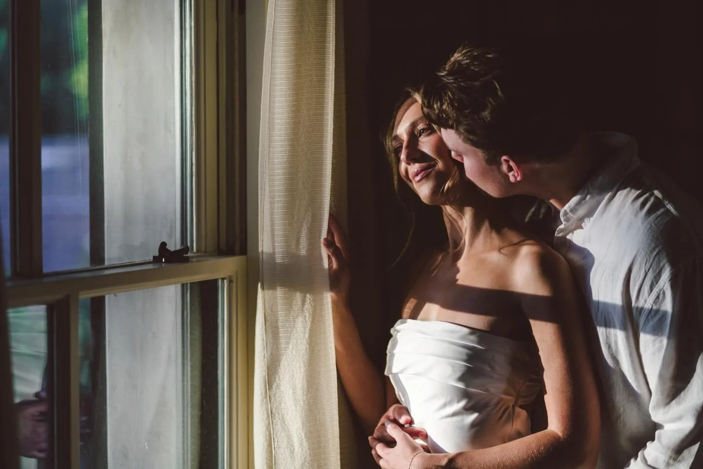 Captured on Fujifilm.

Engagement photos at Etienne Estate in Pasadena, California - sdbphotos | Southern California Wedding Photographer

Venue: @etienneestate
Models: @kenzandrandall
Dresses: @rawgoldenrentals
Planner/Host: @wanderandbloomretreats

