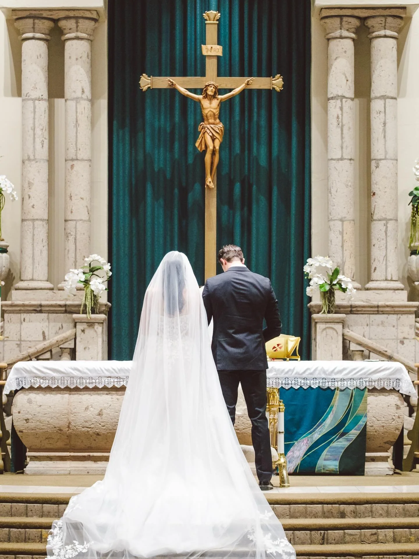 Wedding photos at St. Denis Catholic Church in Diamond Bar, California - sdbphotos | Southern California Wedding Photographer

Captured on Fujifilm.

#weddingphotography #socalweddingphotographer
#fujifilm