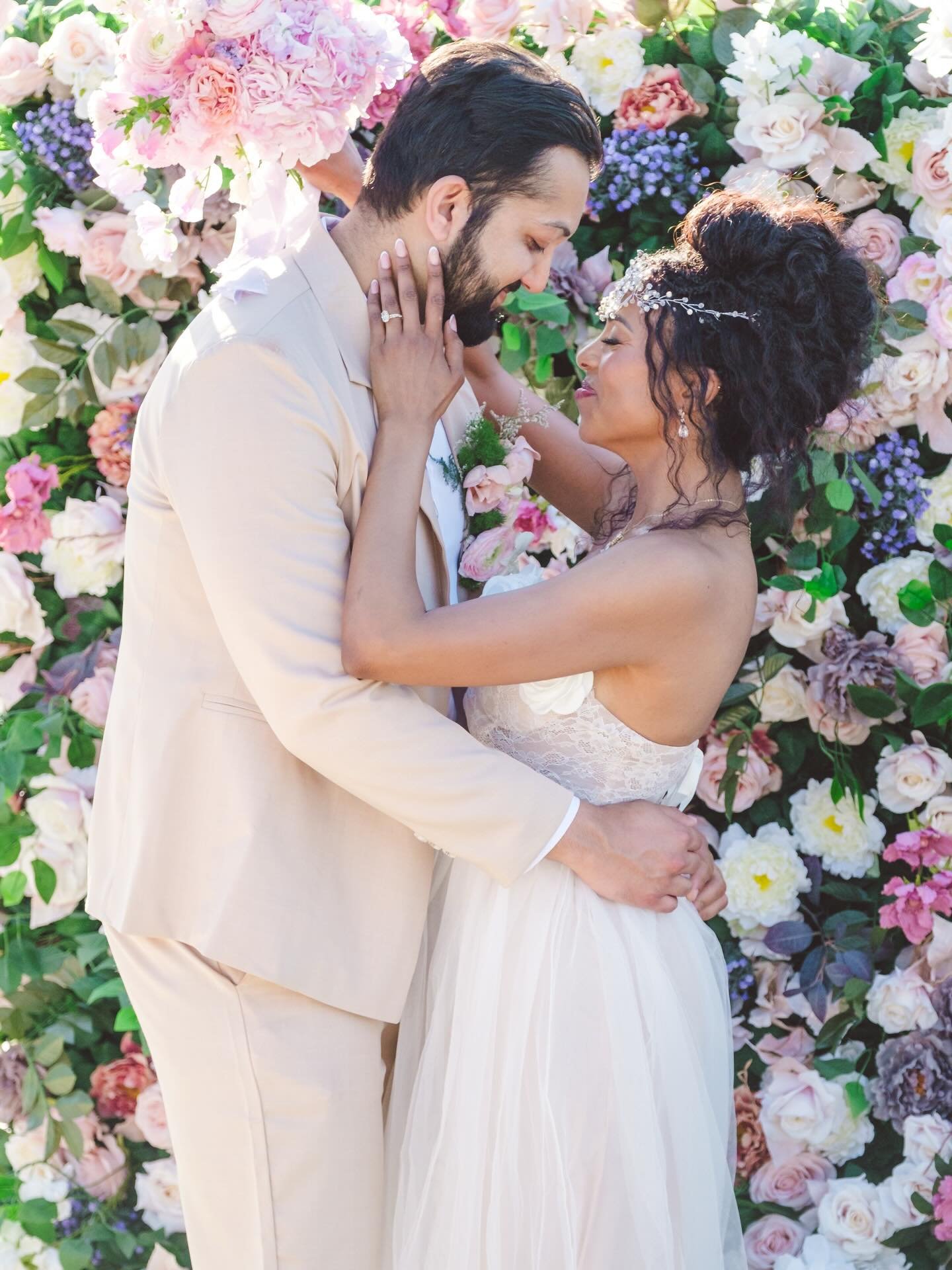 Wedding photos at Inn at Churon Winery in Temecula, California - sdbphotos | Southern California Wedding Photographer

Captured on Fujifilm.

Wedding Planner: @infinitexxdesign Coordinator: @thestyledcollective_ Venue: @innatchuronwinery Faux Florals