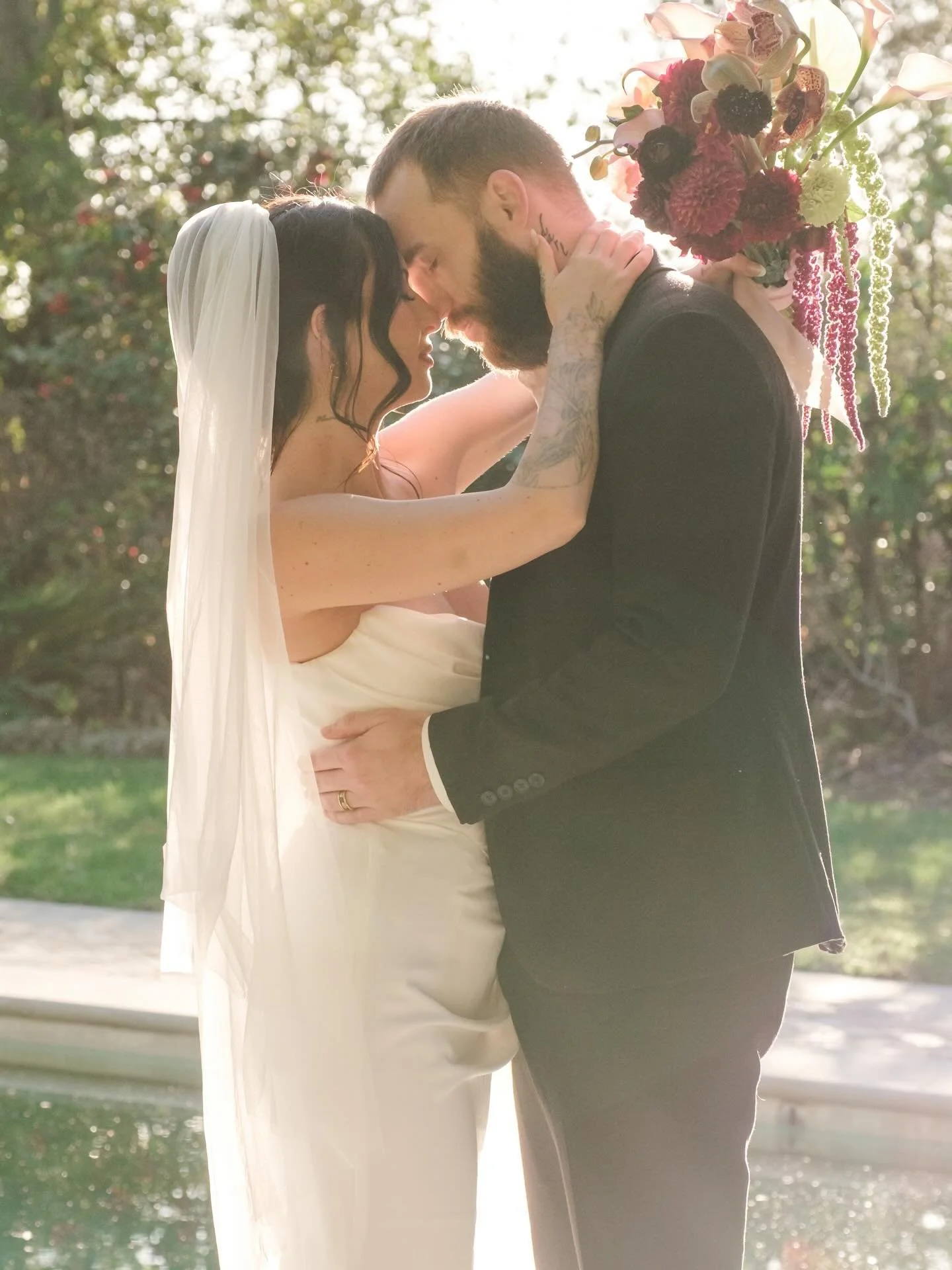 Half awake and sunburned
Searching vines of summer
Aimless and upwards

Wedding photos at Etienne Estate in Pasadena, California - sdbphotos | Southern California Wedding Photographer

Captured on Fujifilm.

Venue: @etienneestate
Florals: @lelychicbl