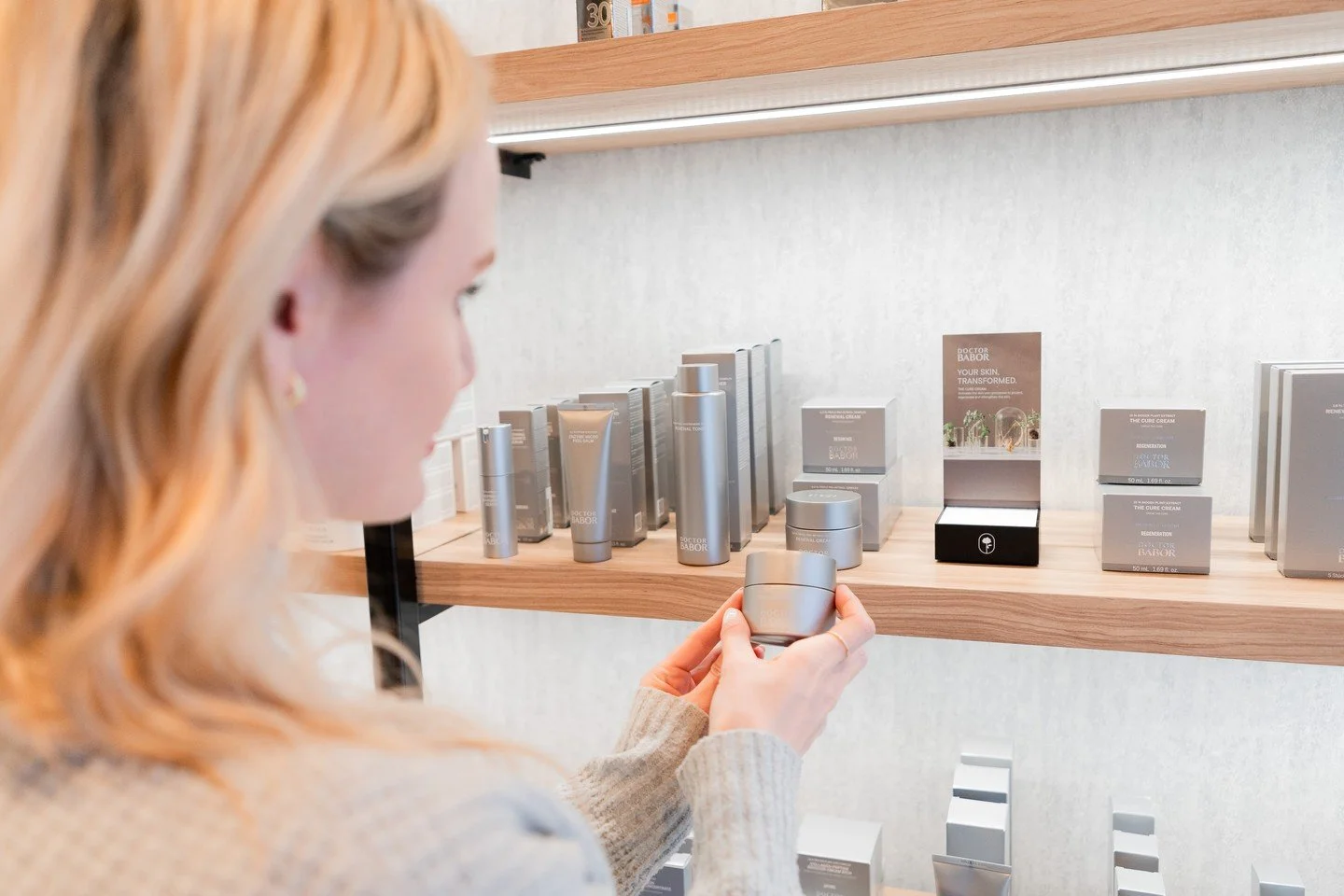 If glowing skin was on your New Year&rsquo;s resolution list, we&rsquo;ve got you covered ✨
Our Spa Boutique is filled with routine-ready favorites made to support healthy, glowing skin all year long.
ㅤ
Shop fan favorites like @baborofficial and upgr