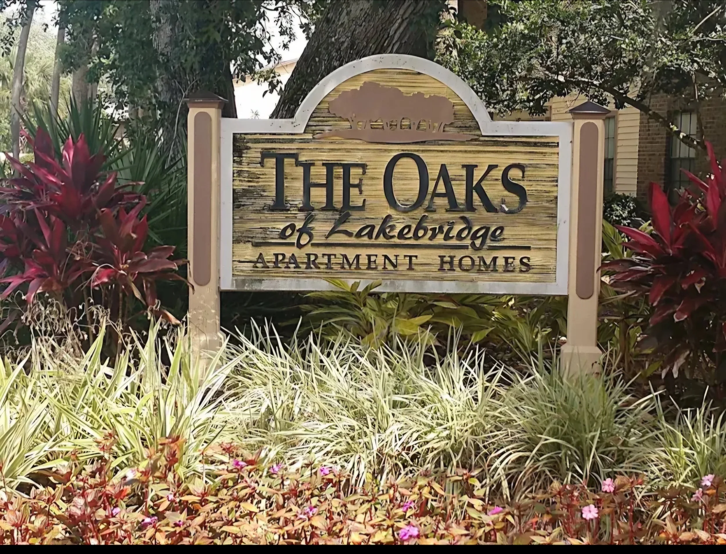 The Oaks at Lakebridge 