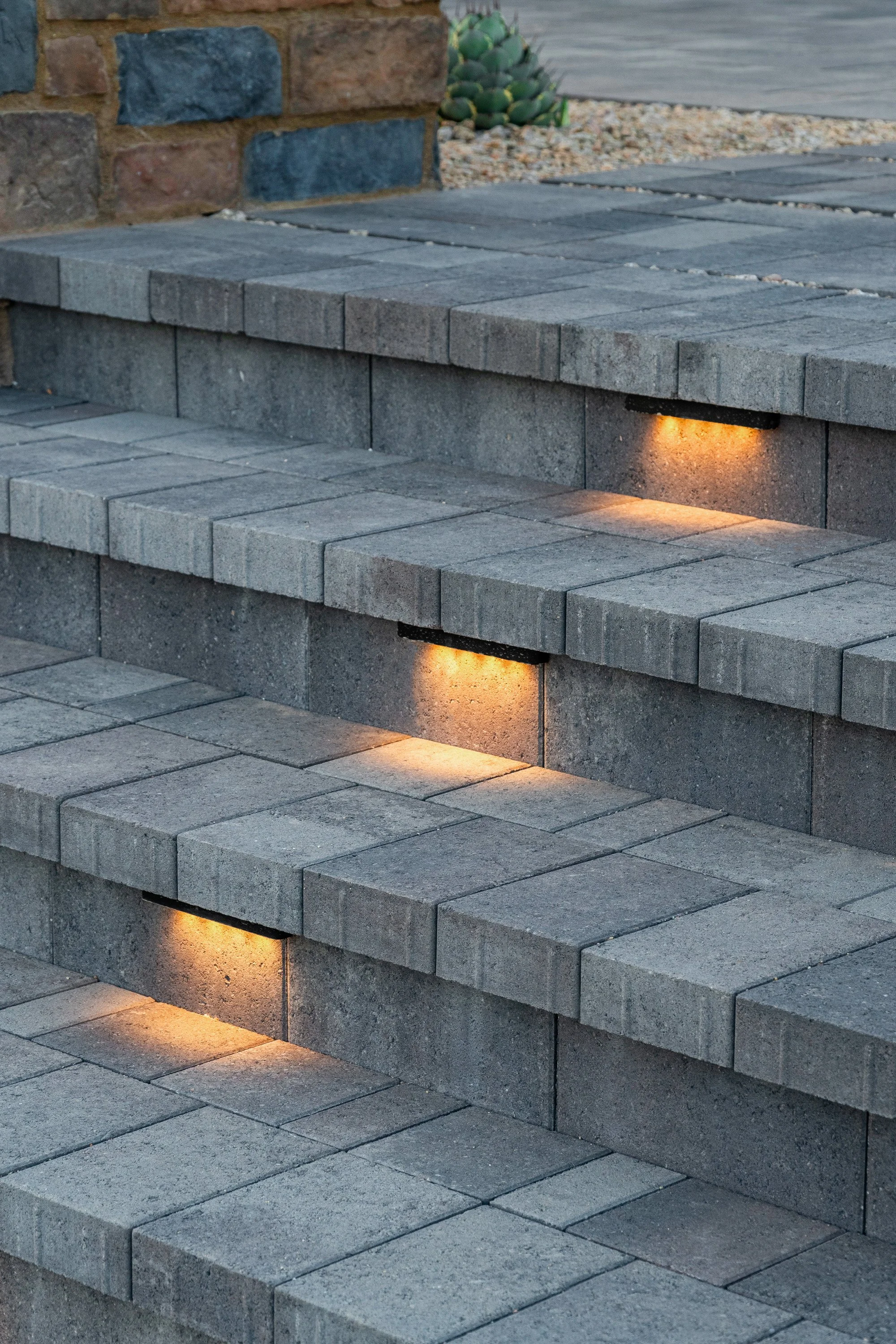 romero-hardscapes-blatt-final-february-2025-dsc05693-google.jpg