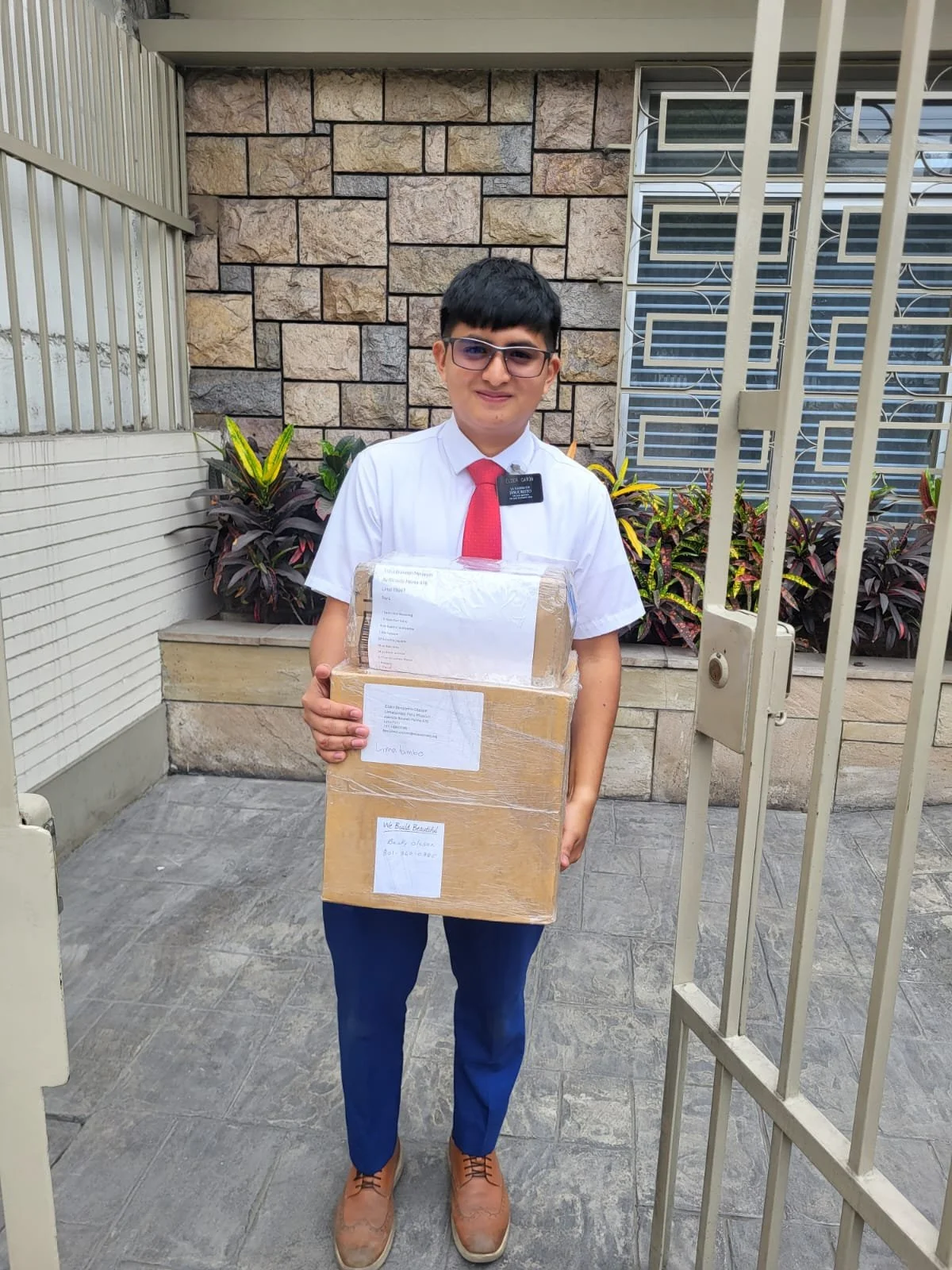 PHOTO-2025-08-27-12-36-48 2.jpg