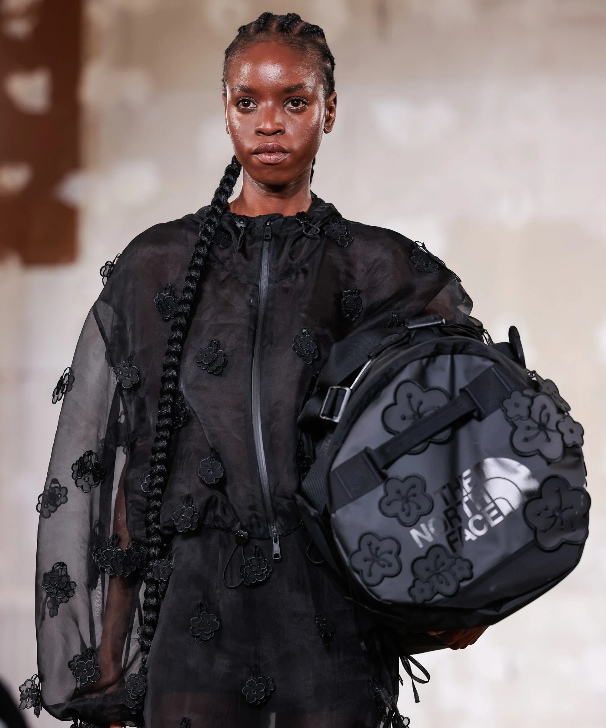 The North Face × Cecilie Bahnsen: cuando el outdoor se vuelve alta moda en 2025