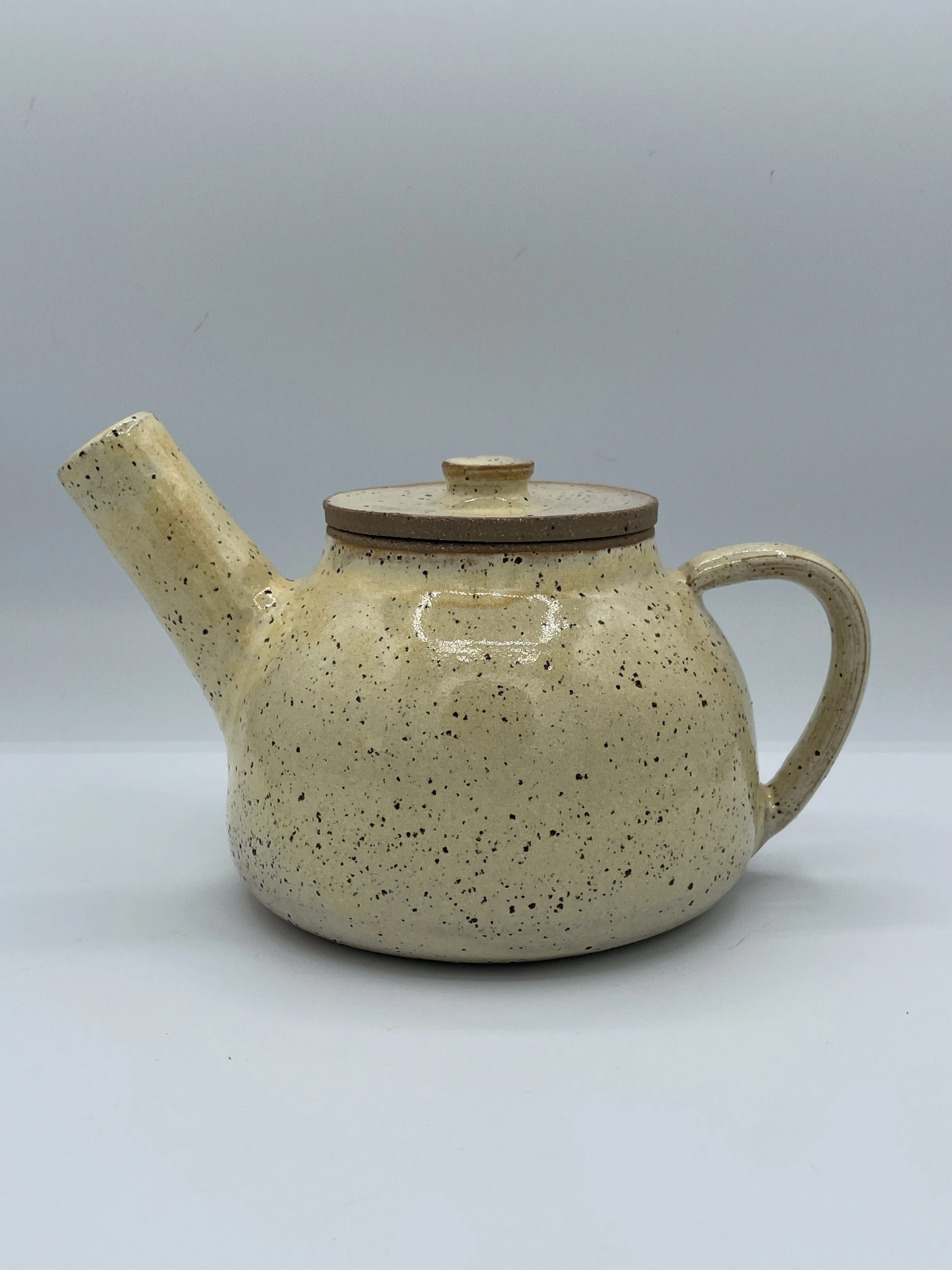 Tea Pot - Butter Yellow