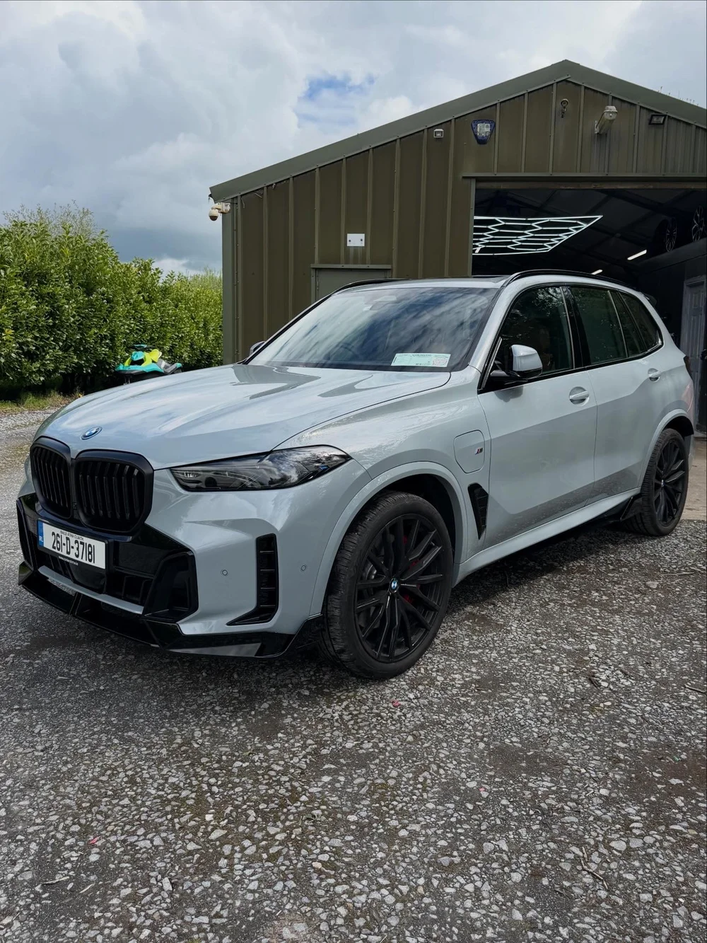 BMW X5 G05 gloss black body kit