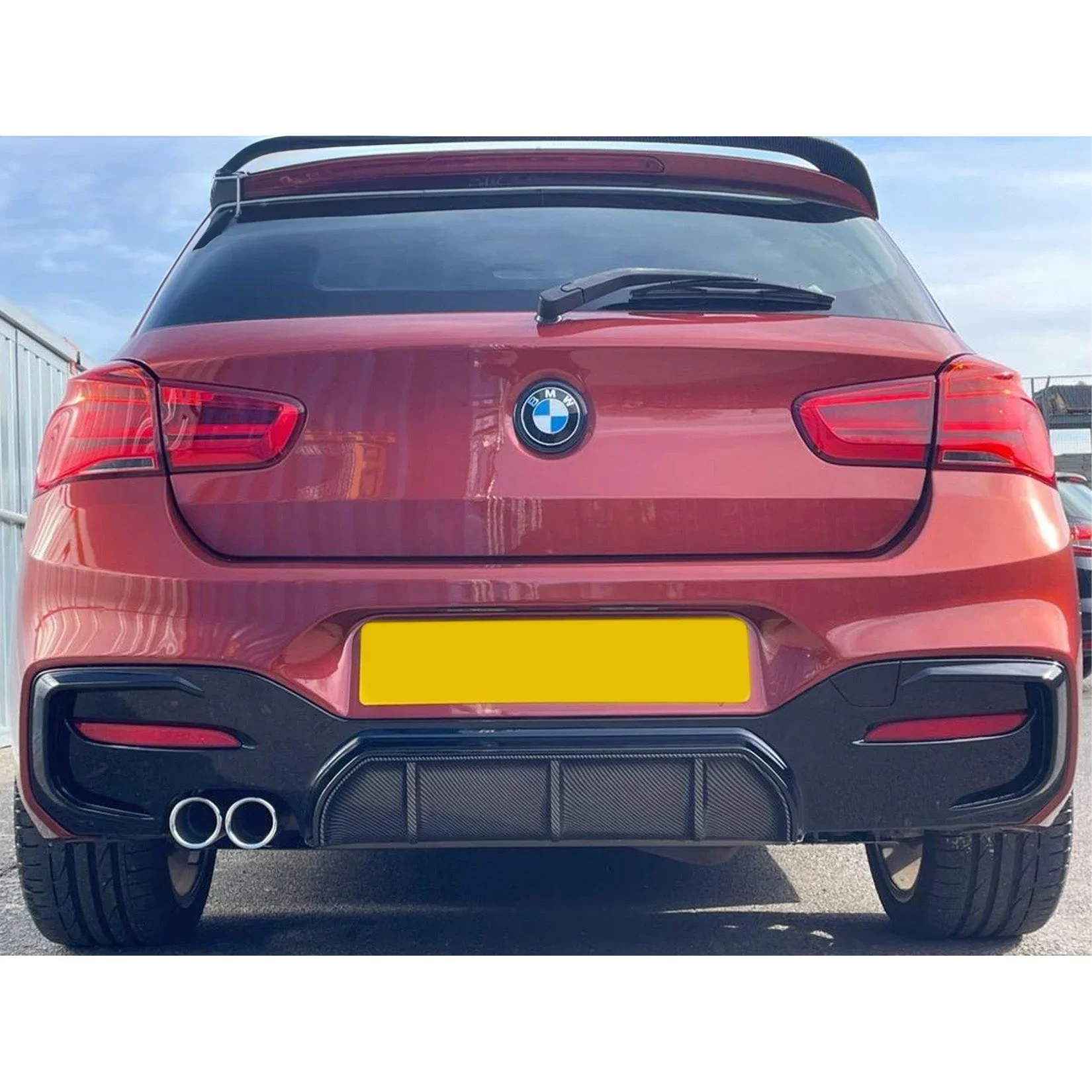 bmw-1-series-f20-rear-diffuser-v2-carbon-look-5.webp
