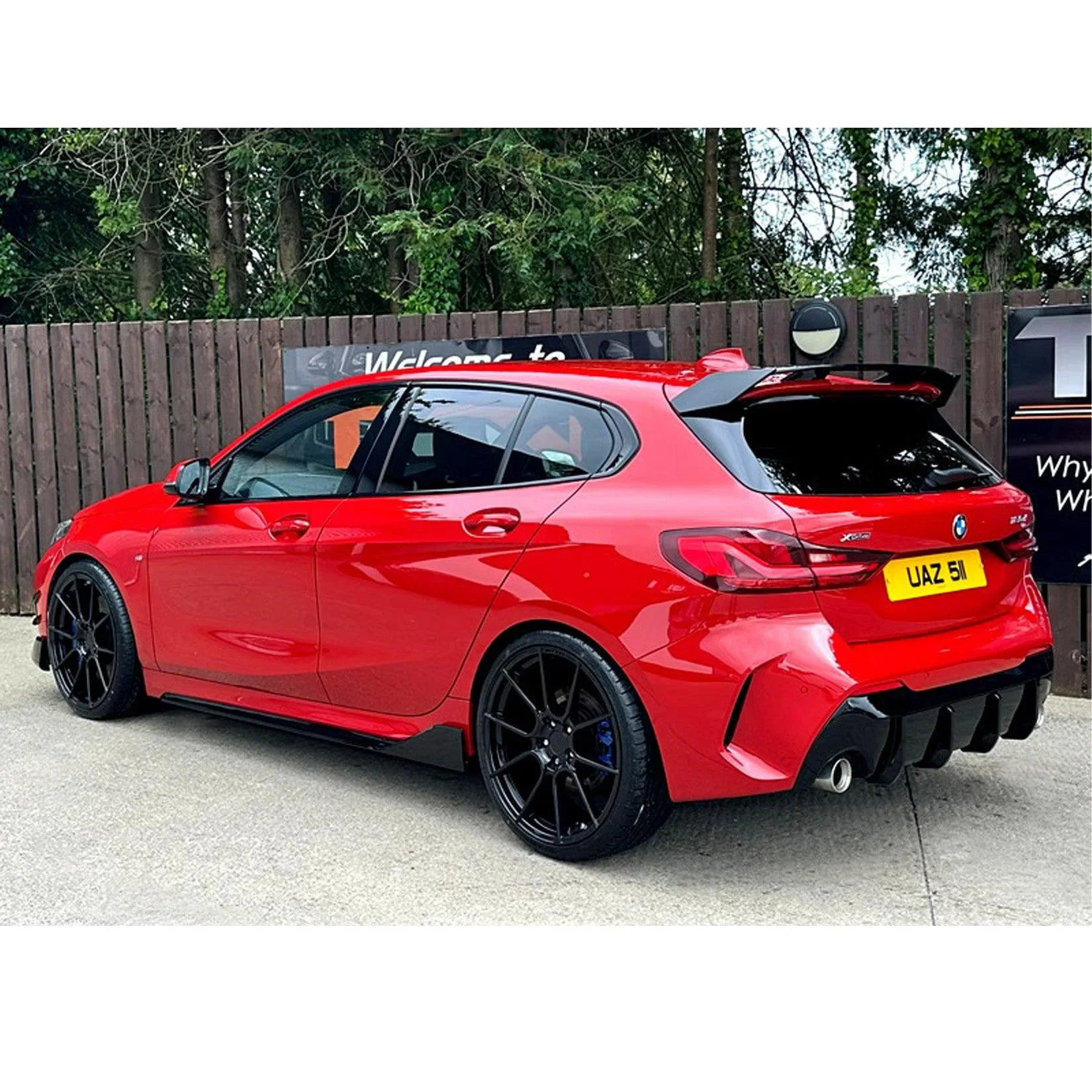 bmw-1-series-f40-full-body-kit-gloss-black-1.webp
