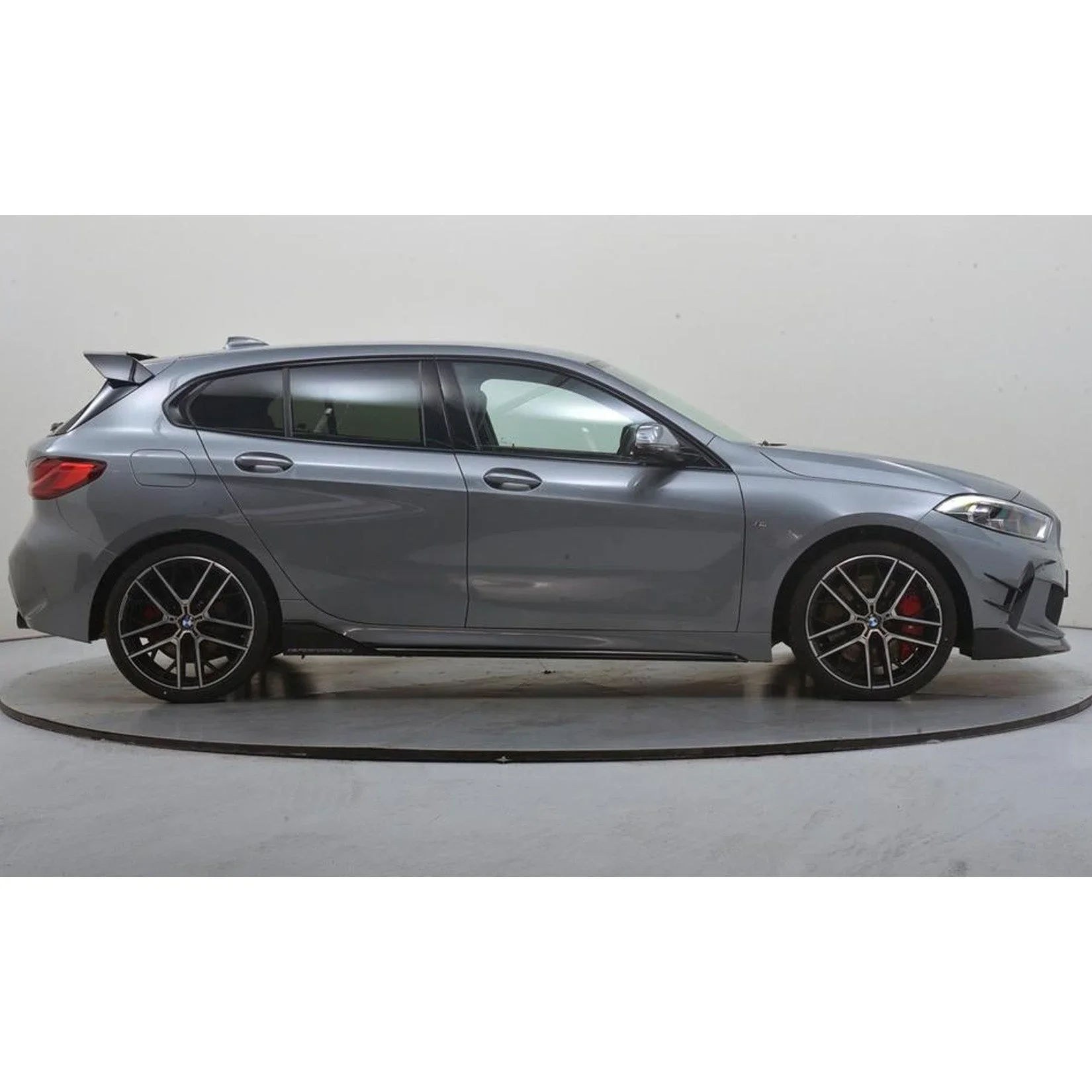 bmw-1-series-f40-side-skirts-gloss-black-3.webp