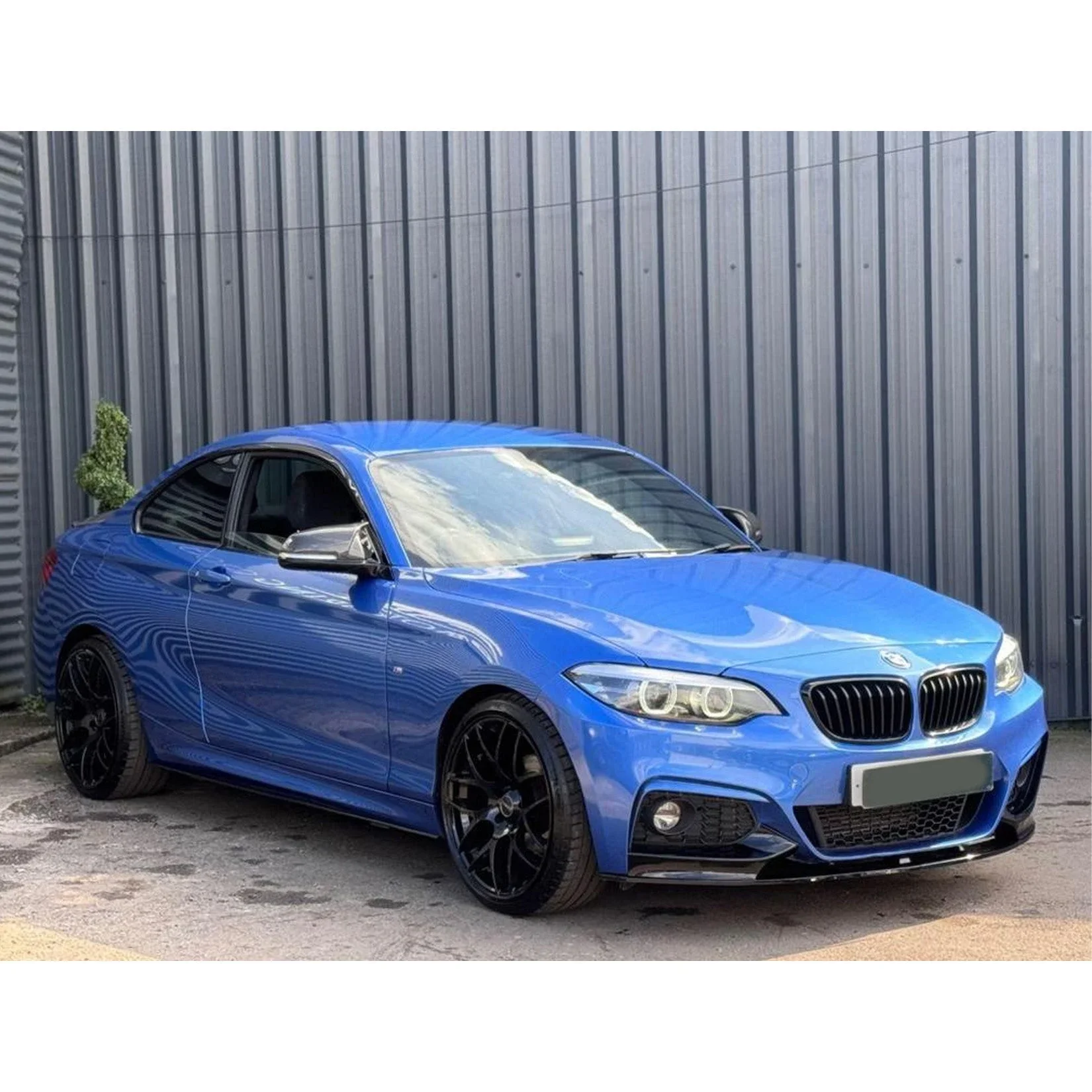 bmw-2-series-f22-front-lip-gloss-black-3.webp