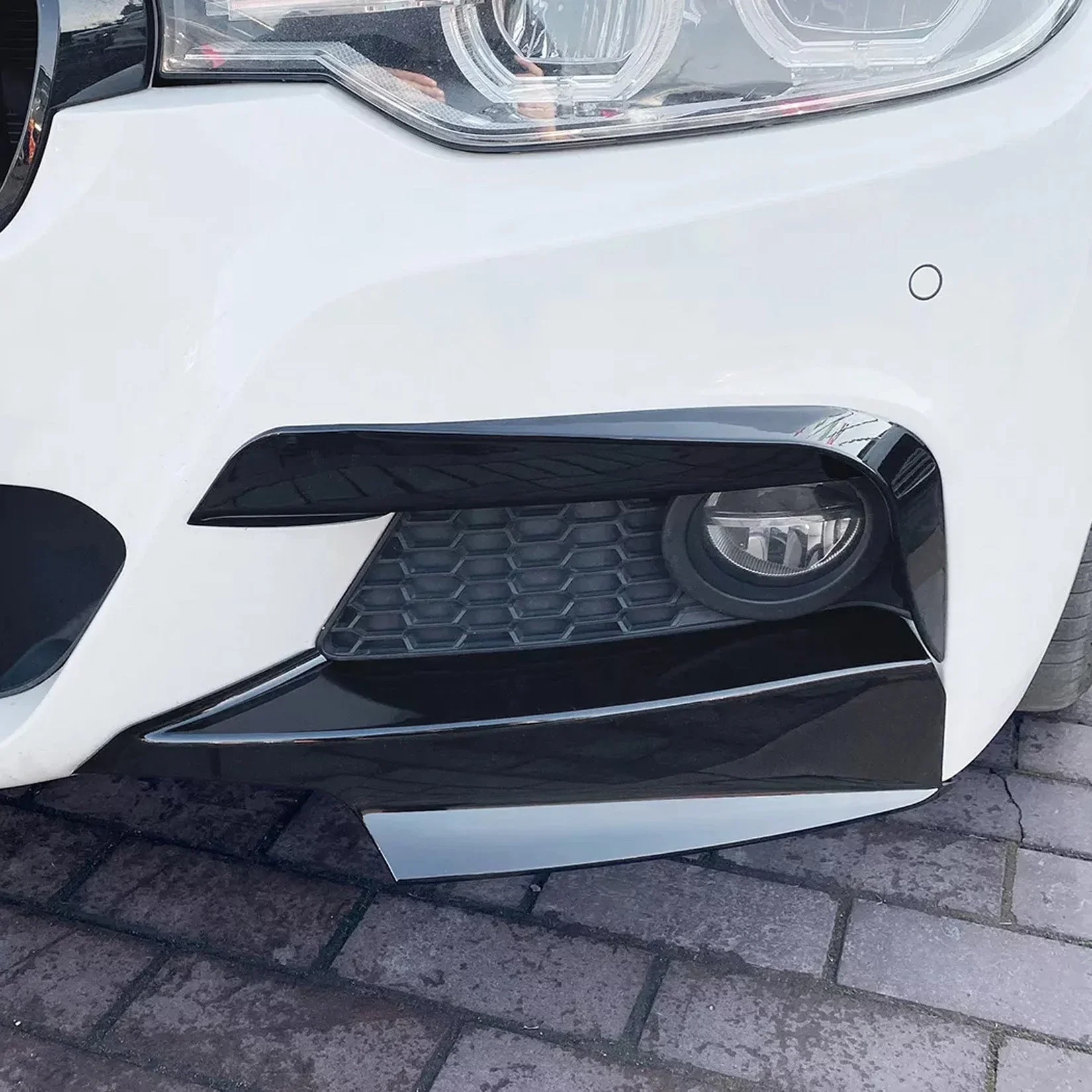bmw-3-series-f30-canards-gloss-black-4.webp