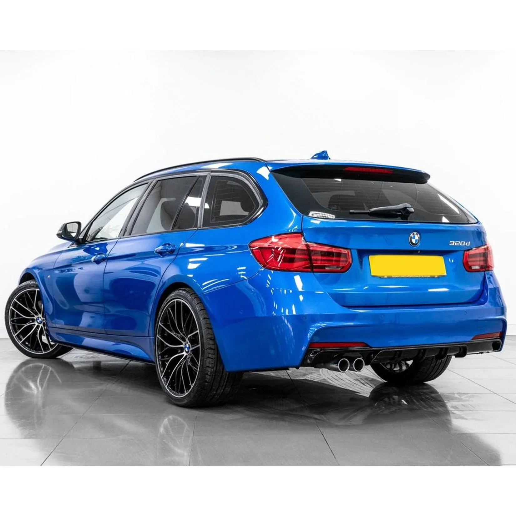 bmw-3-series-f30-rear-diffuser-v1-gloss-black-3.webp
