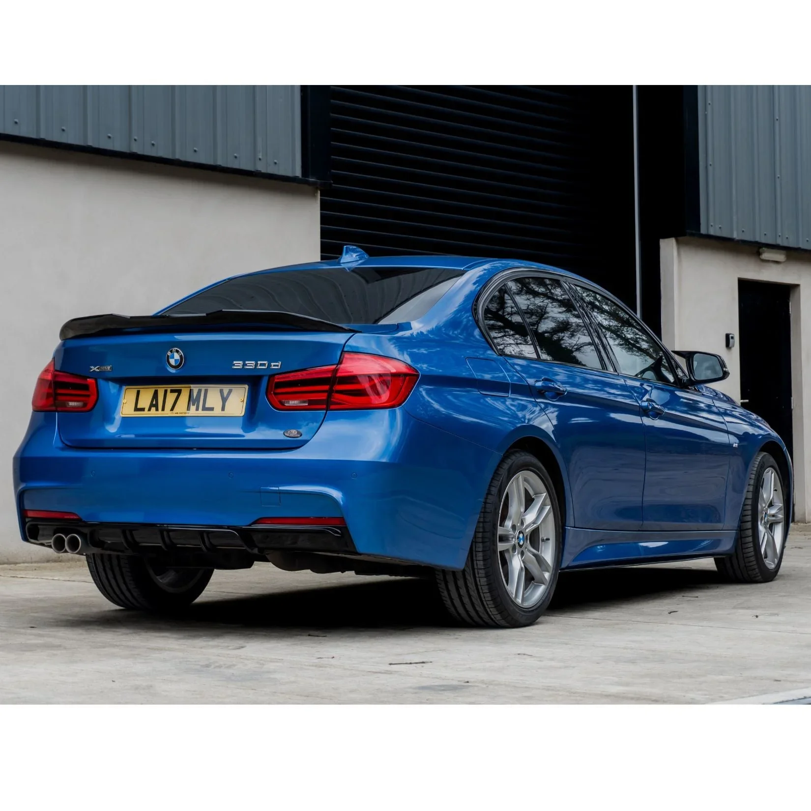 bmw-3-series-f30-side-skirts-gloss-black-1.webp