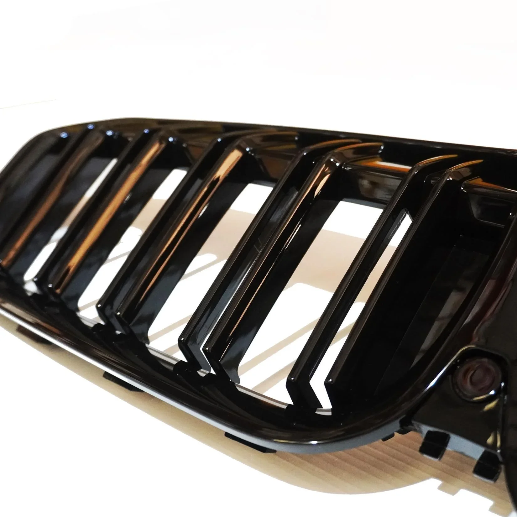 bmw-3-series-g20-front-grille-double-slat-gloss-black-4.webp