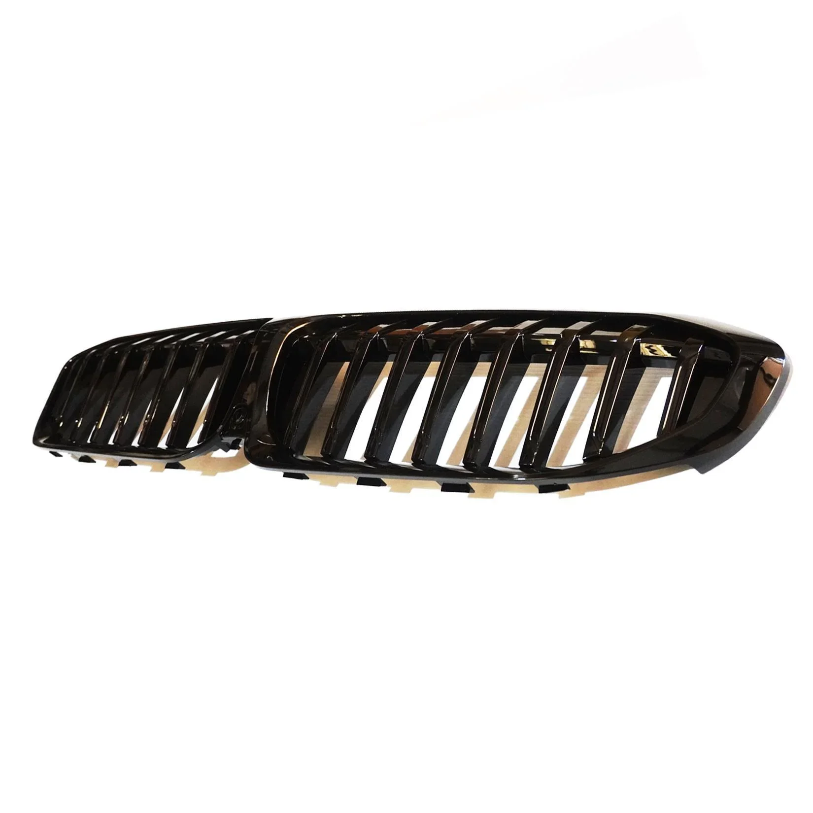 bmw-3-series-g20-front-grille-single-slat-gloss-black-2.webp