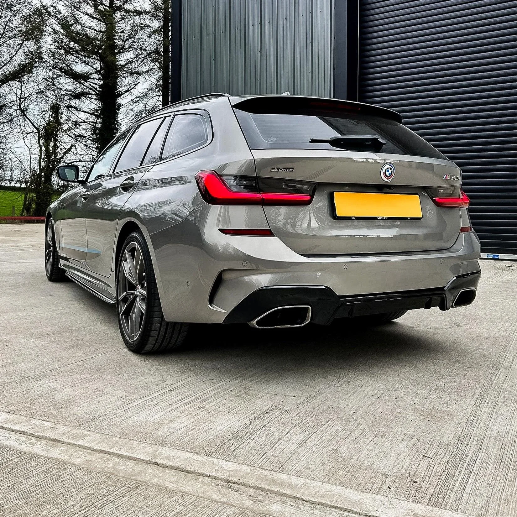 bmw-3-series-g20-rear-diffuser-m-performance-gloss-black-3.webp