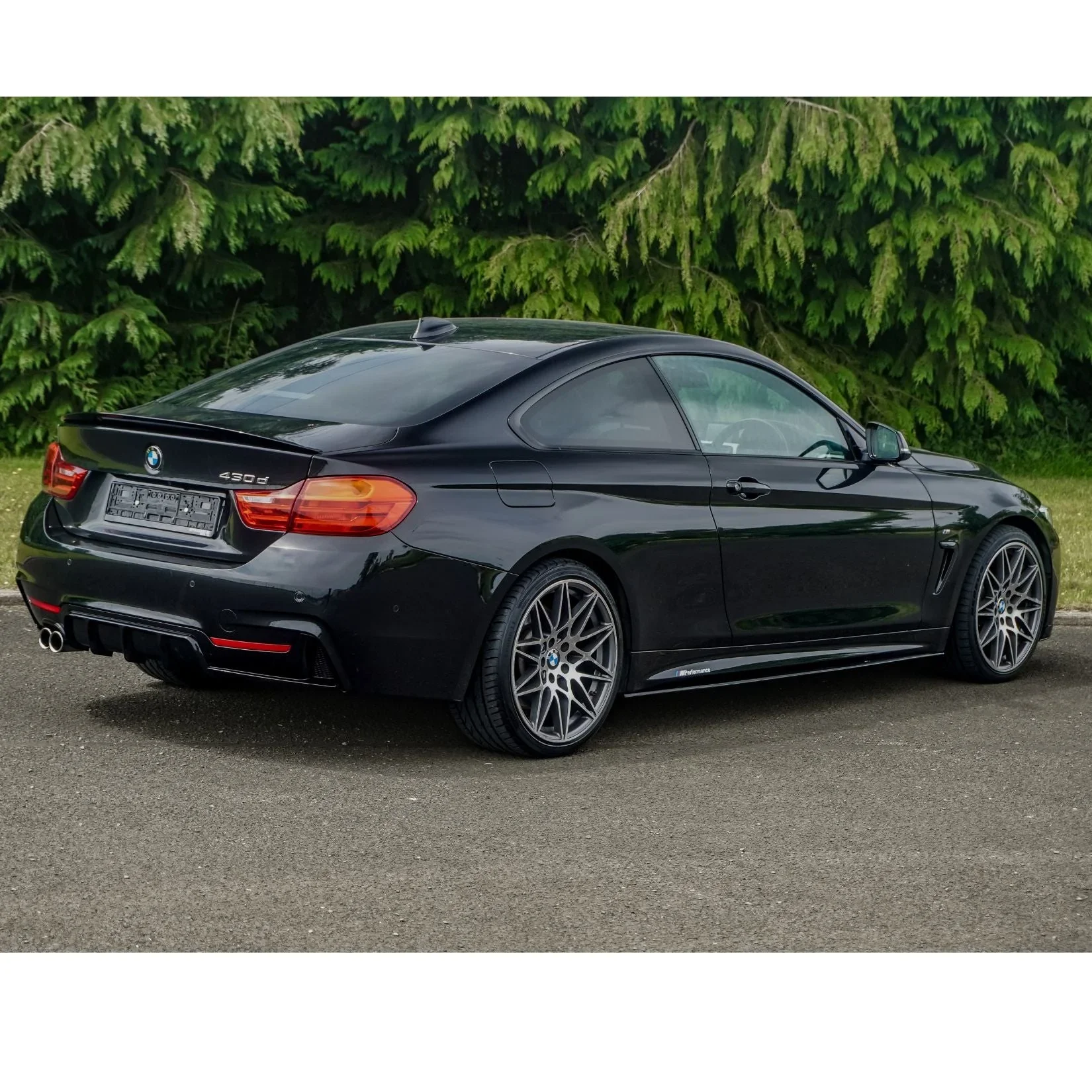 bmw-4-series-f32-full-body-kit-gloss-black-14.webp