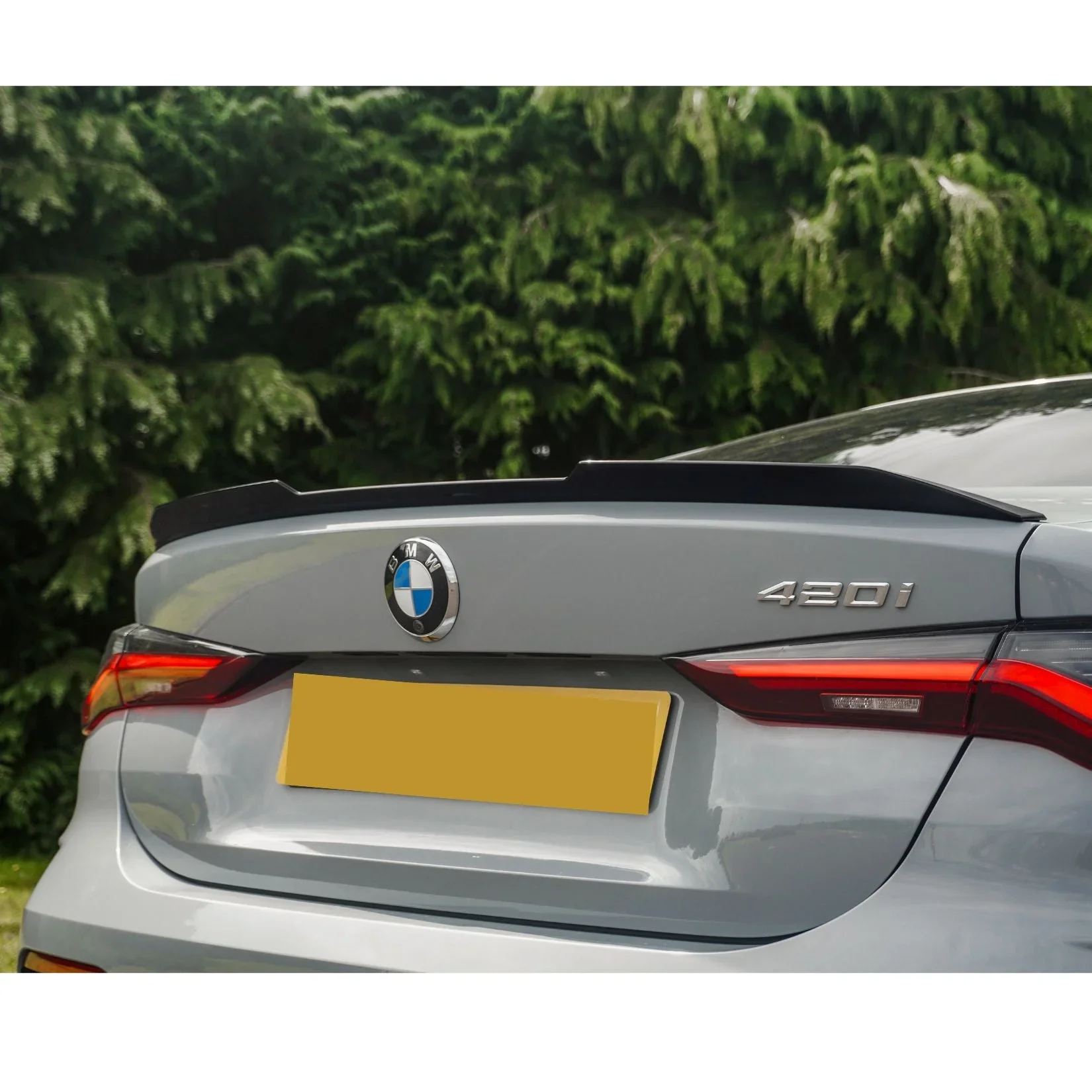 bmw-4-series-g22-full-body-kit-gloss-black-3.webp