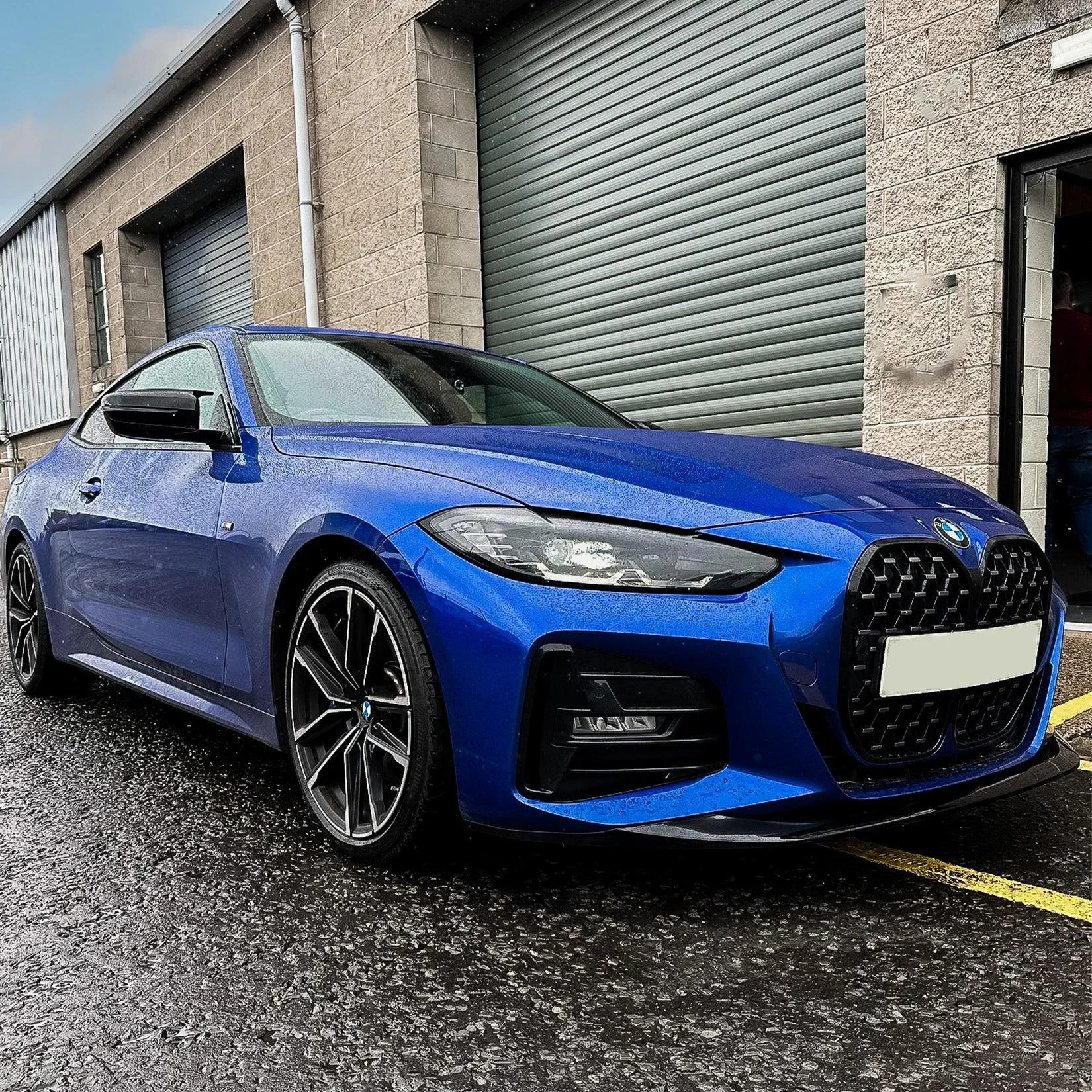 bmw-4-series-g22-front-lip-v1-gloss-black-7.webp