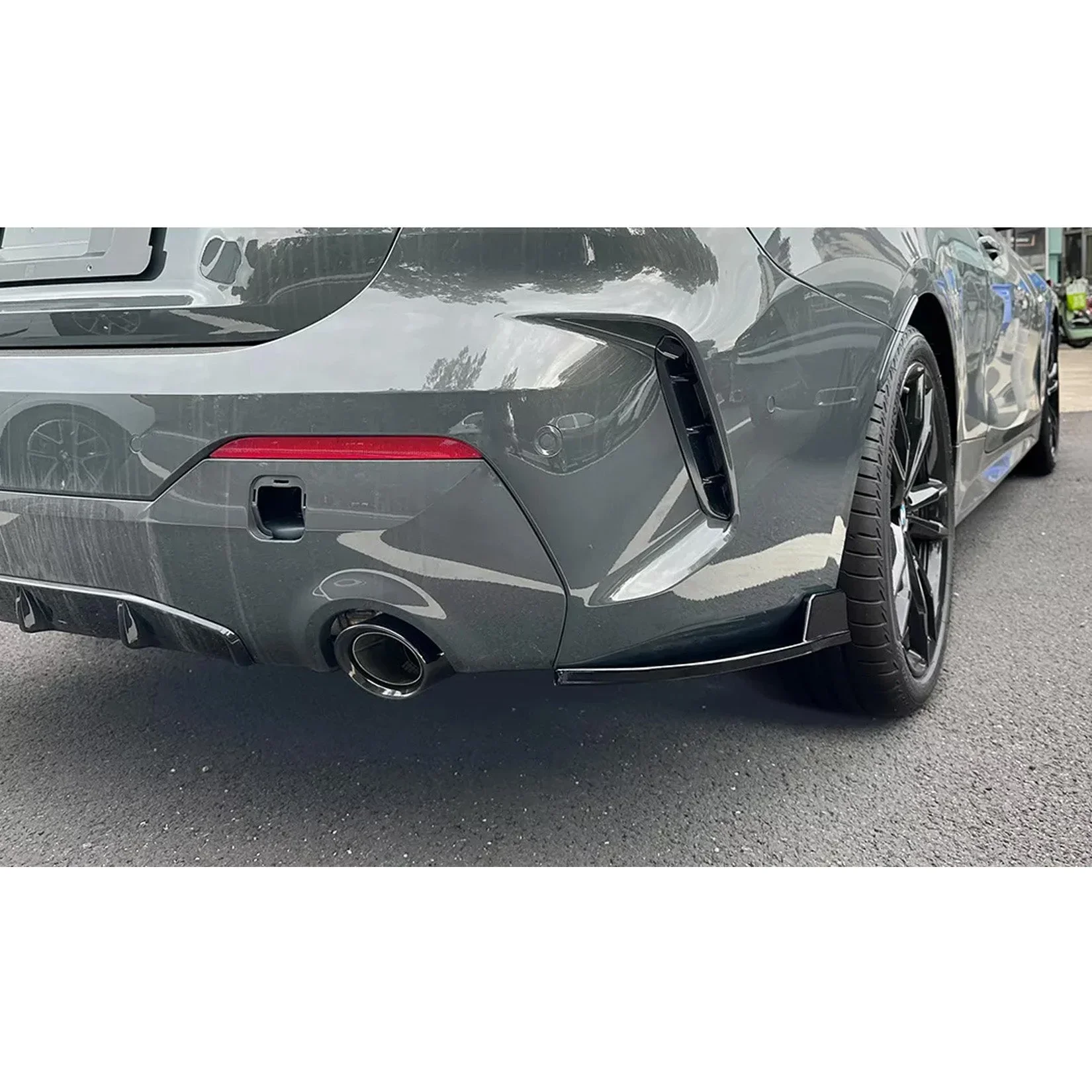 bmw-4-series-g22-front-lip-v2-gloss-black-2.webp