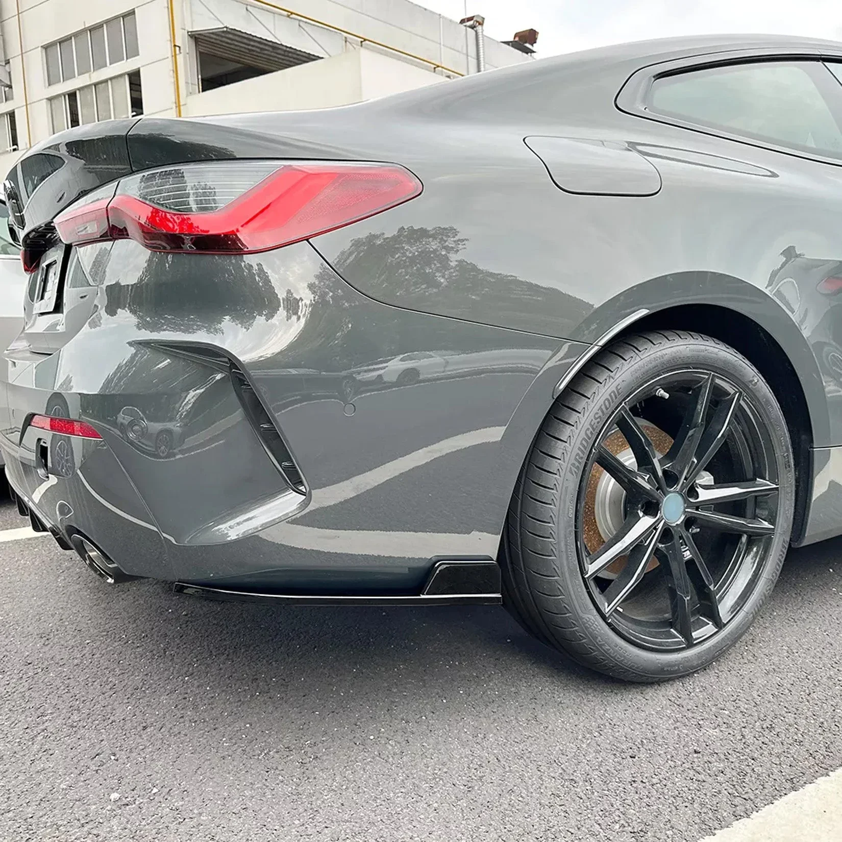 bmw-4-series-g22-front-lip-v2-gloss-black-3.webp