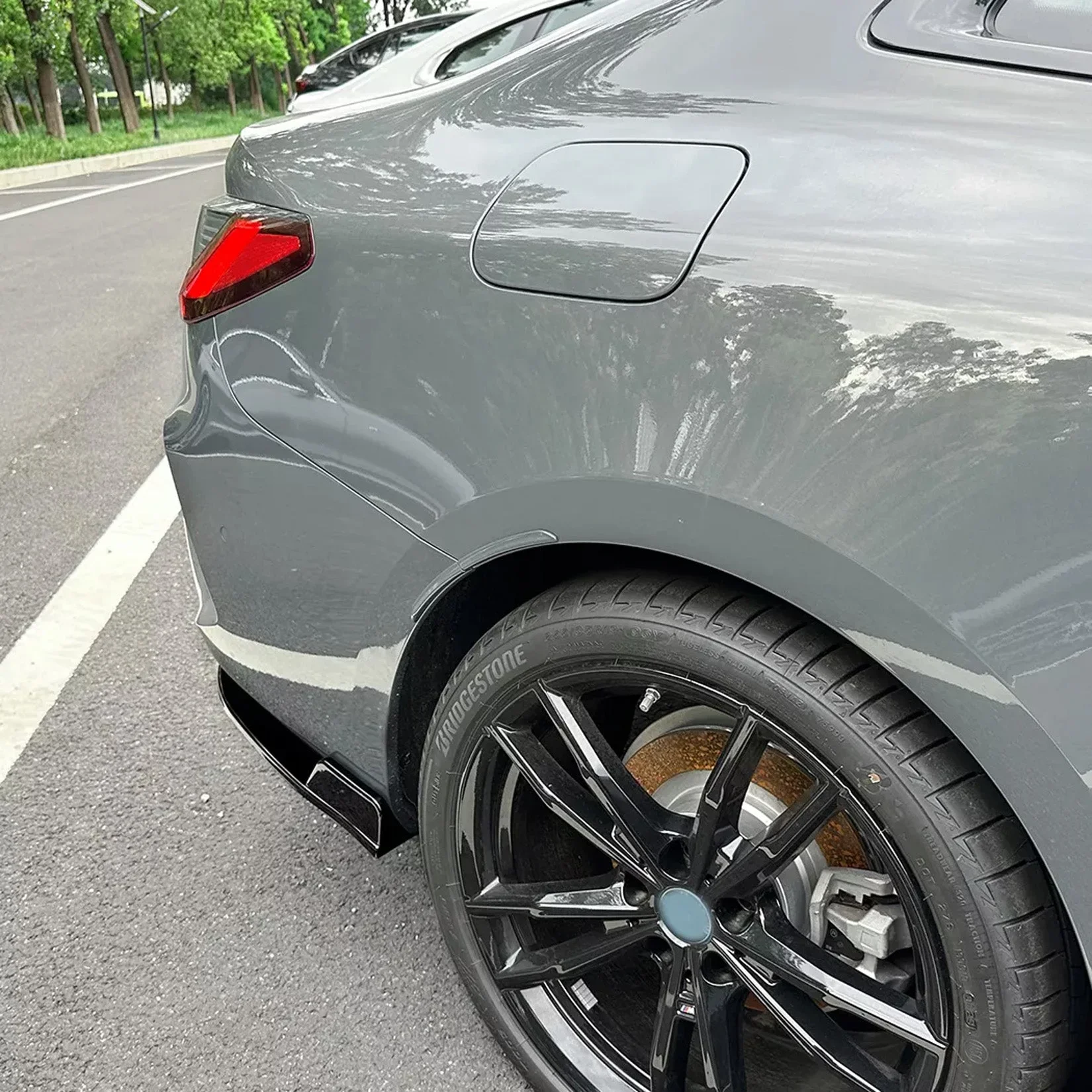 bmw-4-series-g22-front-lip-v2-gloss-black-4.webp